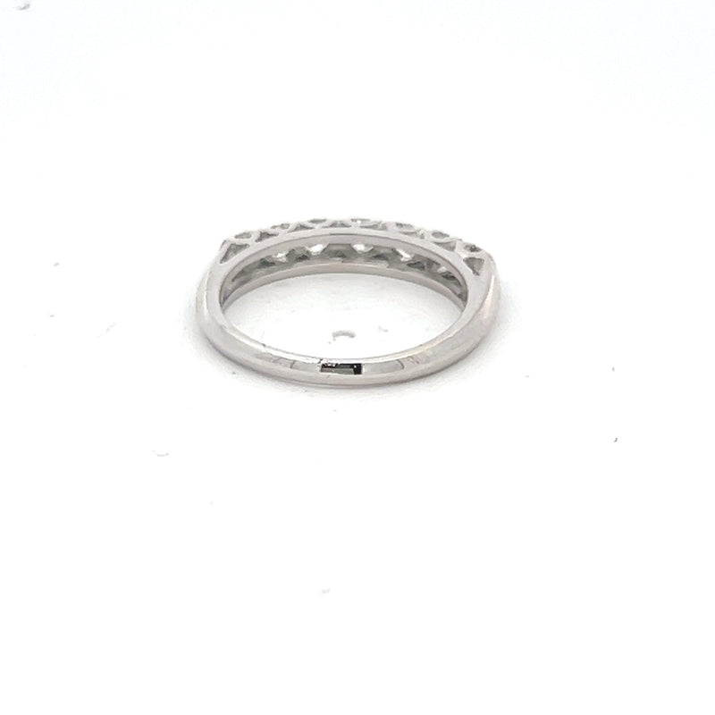 0.21 Carat Round Brilliant G SI1 Diamond Platinum Band Ring