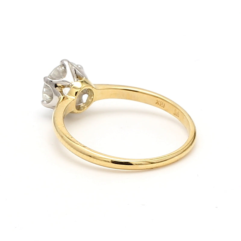 1.55 Carat Circular Brilliant Cut H VS1 Diamond 18 Karat Yellow Gold Engagement Ring