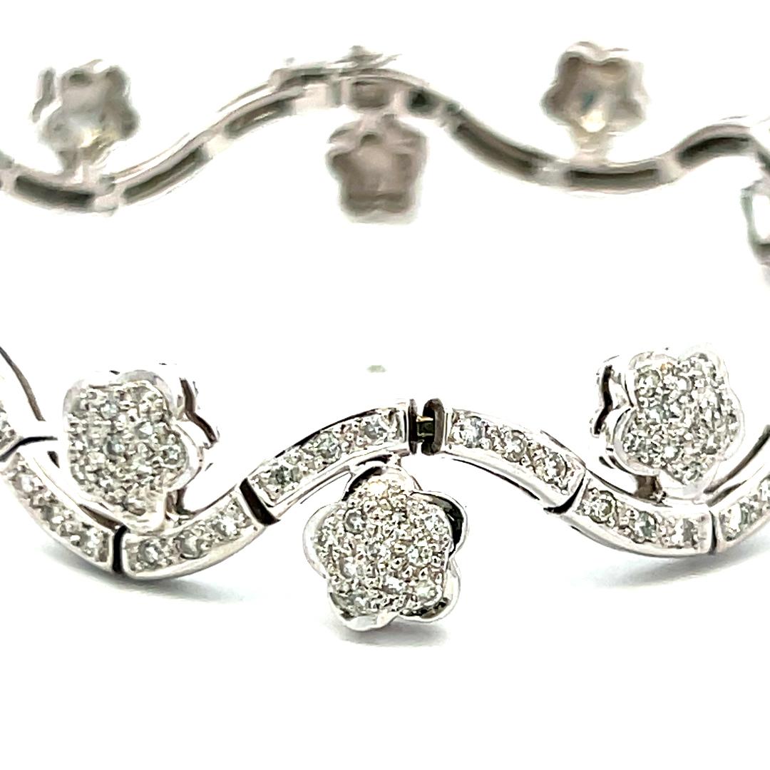 Dazzling 18K White Gold Link Flower Bracelet With 2 Carat H-SI Diamond