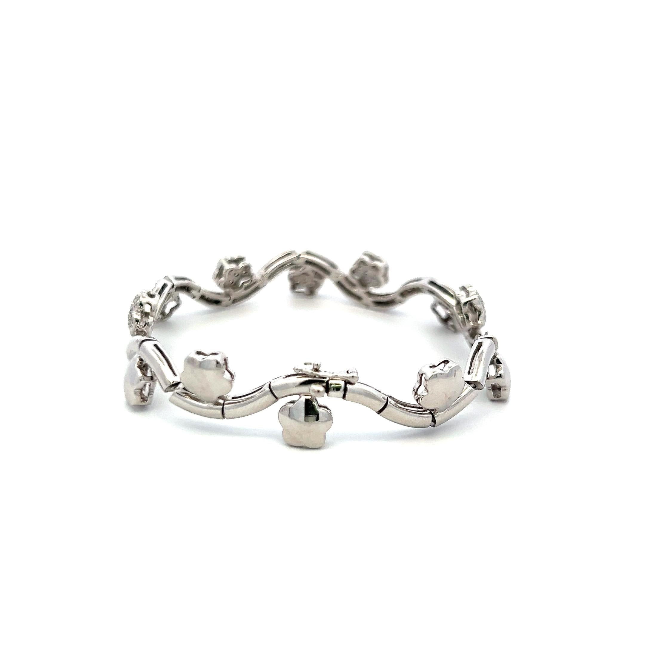 Dazzling 18K White Gold Link Flower Bracelet With 2 Carat H-SI Diamond