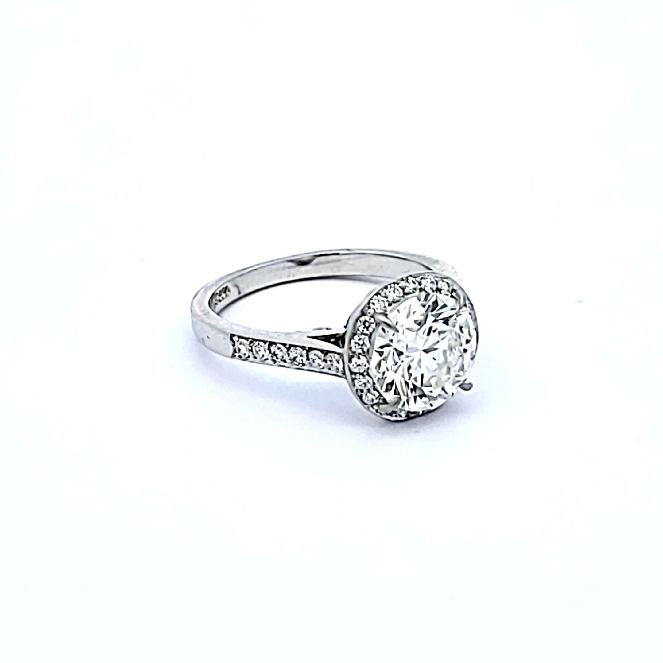 Tiffany & Co Platinum Engagement Ring with 2.42 Carat Round Diamonds H VVS2 GIA