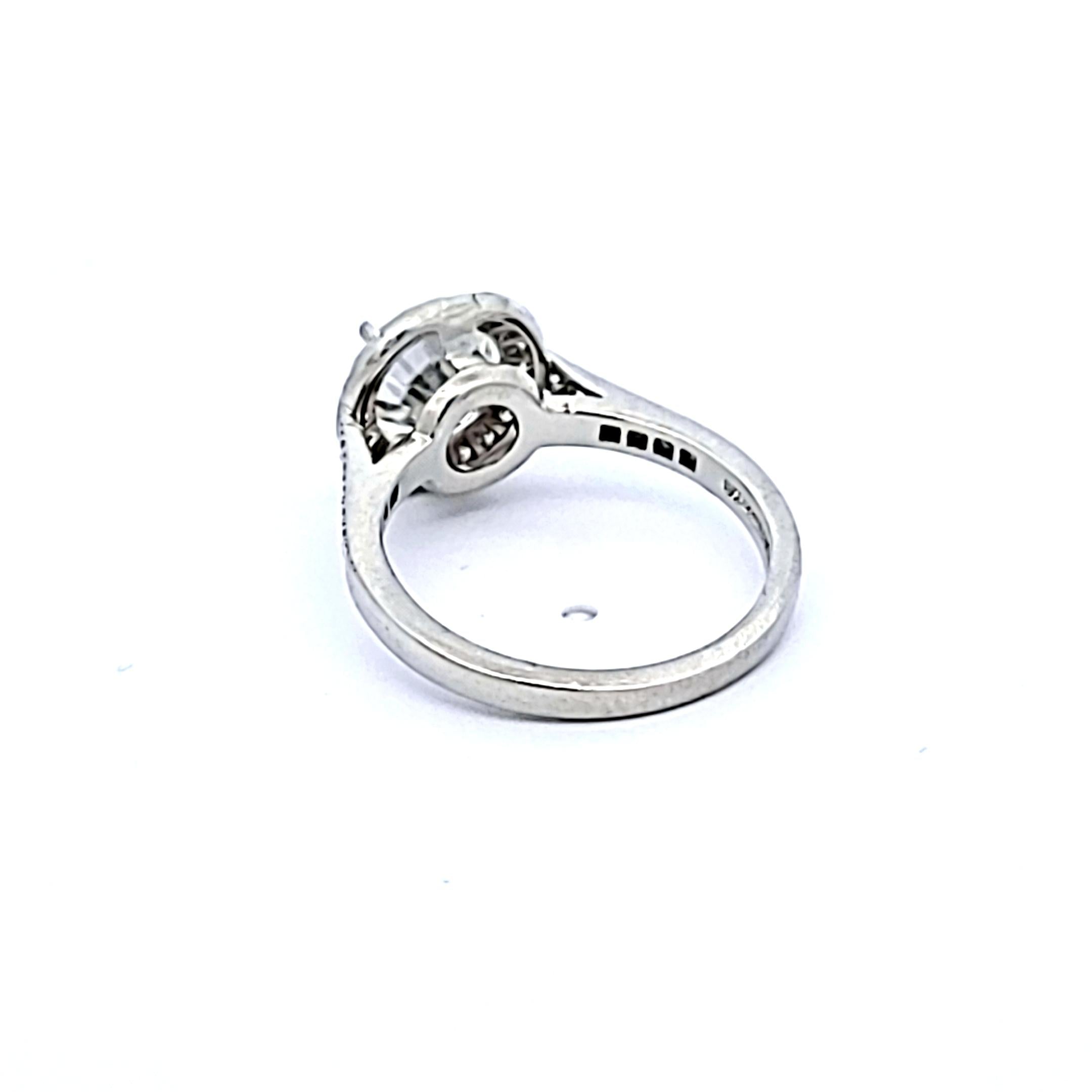 Tiffany & Co Platinum Engagement Ring with 2.42 Carat Round Diamonds H VVS2 GIA