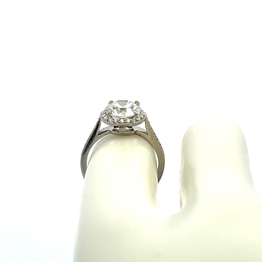 Tiffany & Co Platinum Engagement Ring with 2.42 Carat Round Diamonds H VVS2 GIA