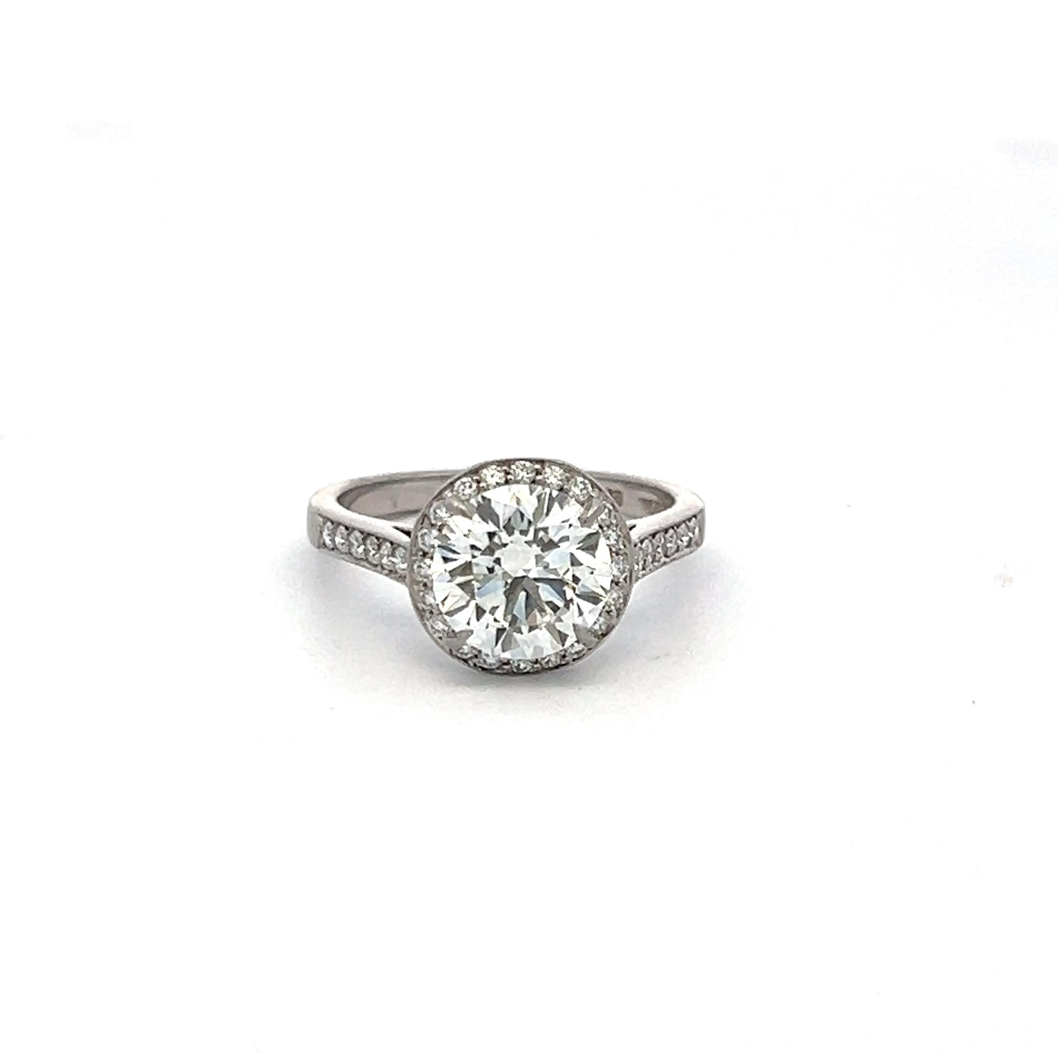 Tiffany & Co Platinum Engagement Ring with 2.42 Carat Round Diamonds H VVS2 GIA