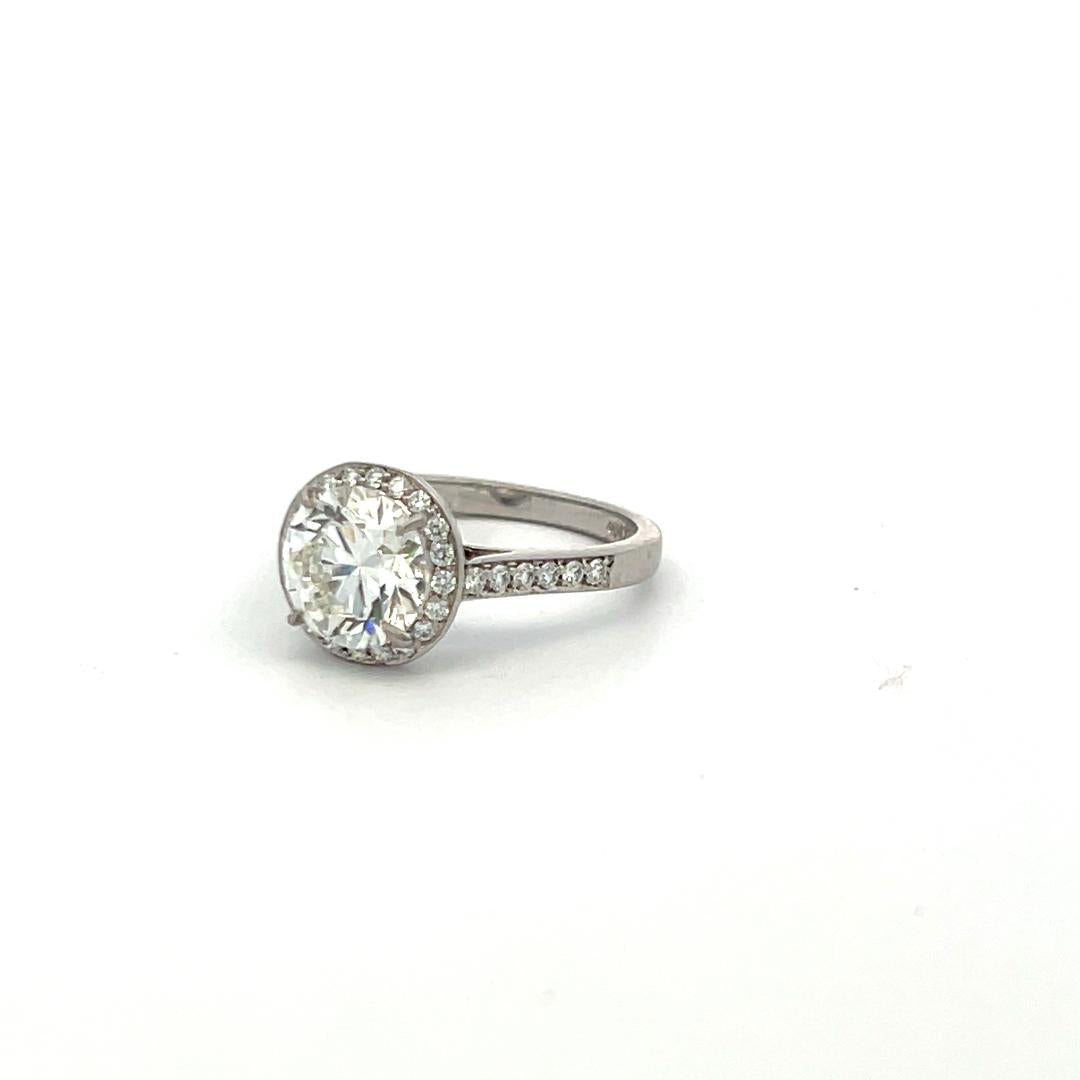 Tiffany & Co Platinum Engagement Ring with 2.42 Carat Round Diamonds H VVS2 GIA