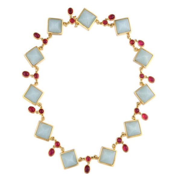 Vintage Jade and Ruby 18 Karat Yellow Gold Necklace