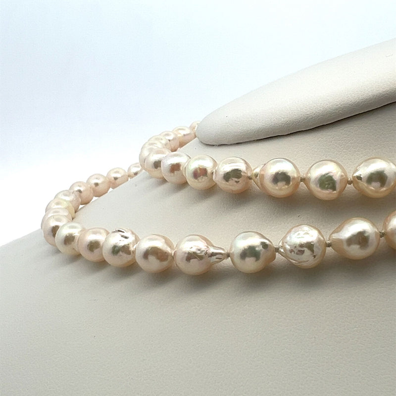 Vintage 7.5 to 8.00 mm Pearl 25 Inch Gold Necklace