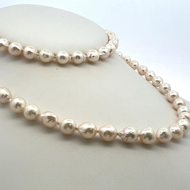 Vintage 7.5 to 8.00 mm Pearl 25 Inch Gold Necklace