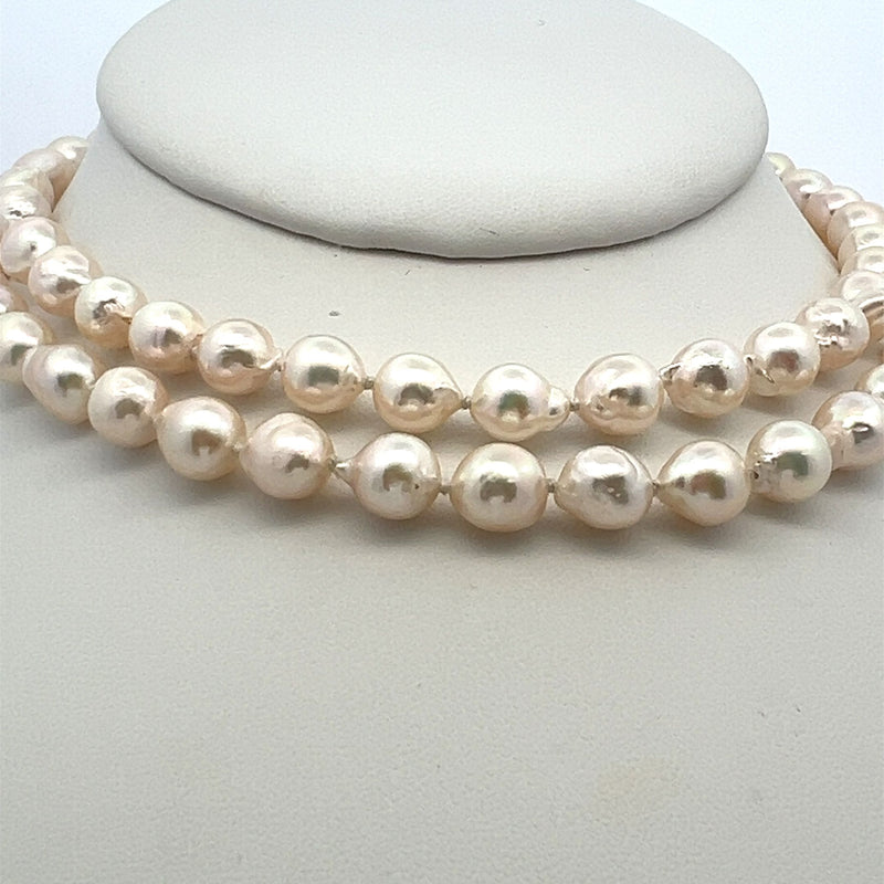 Vintage 7.5 to 8.00 mm Pearl 25 Inch Gold Necklace