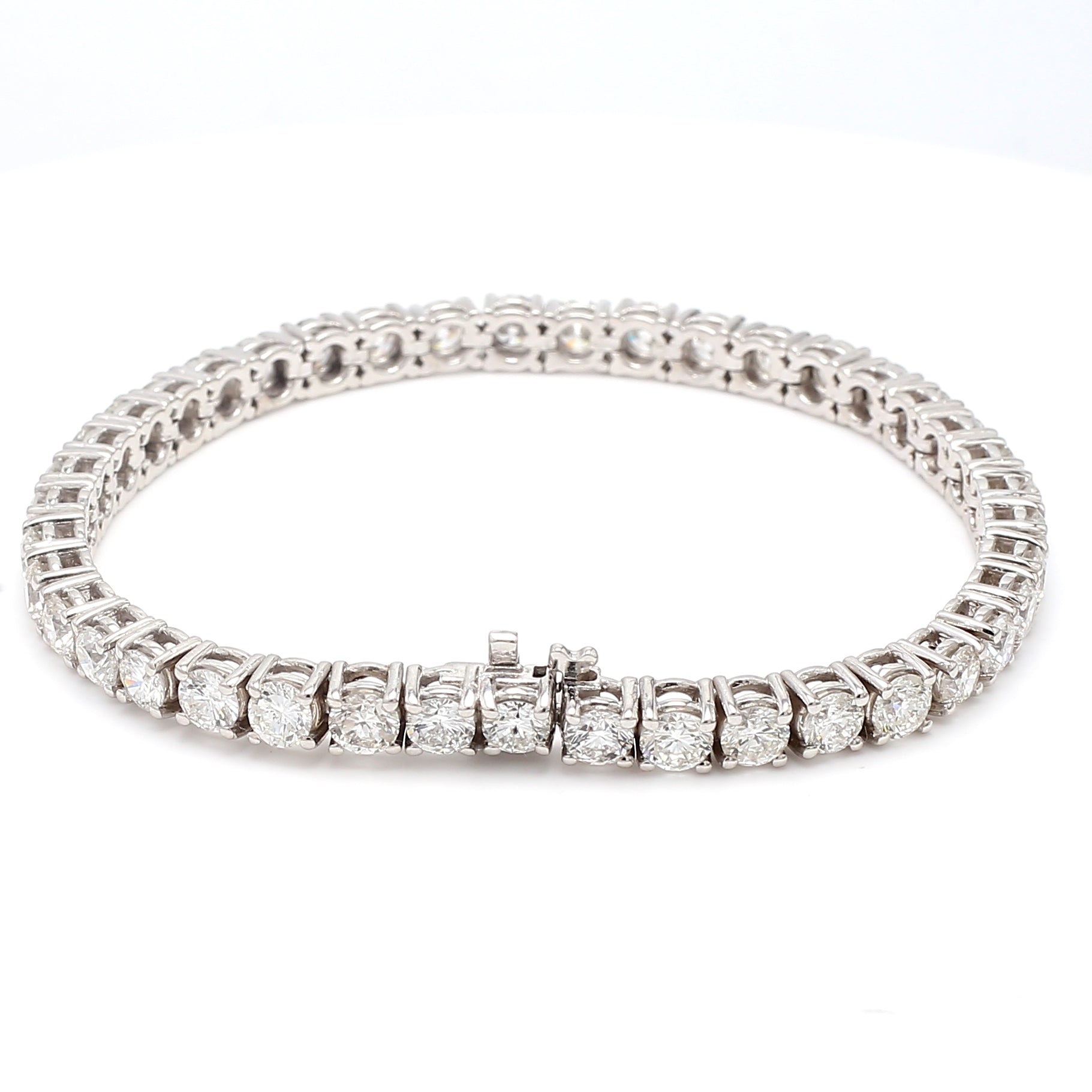 10.57 Carat Round Brilliant F VS1 Diamond 14 Karat White Gold Tennis Bracelet
