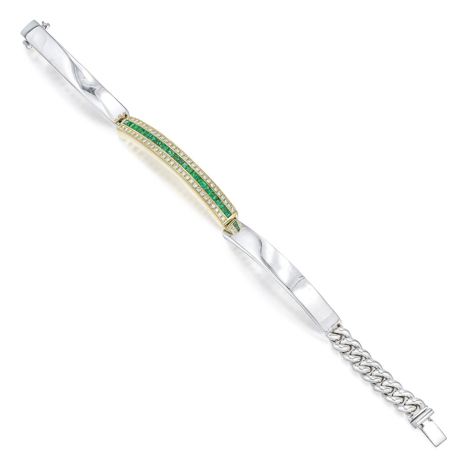 0.85 Carat Emerald 0.65 Carat White Diamond 18 Karat Yellow Gold Bangle Bracelet