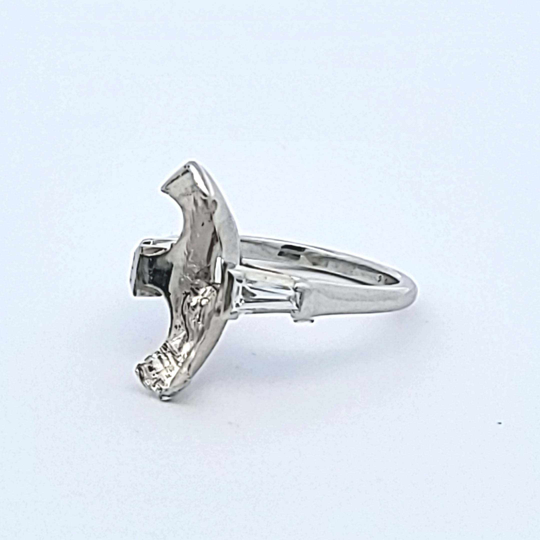 0.48 Carat Tapered Baguette Shape F VS1 Diamond Platinum Semi Mount Ring