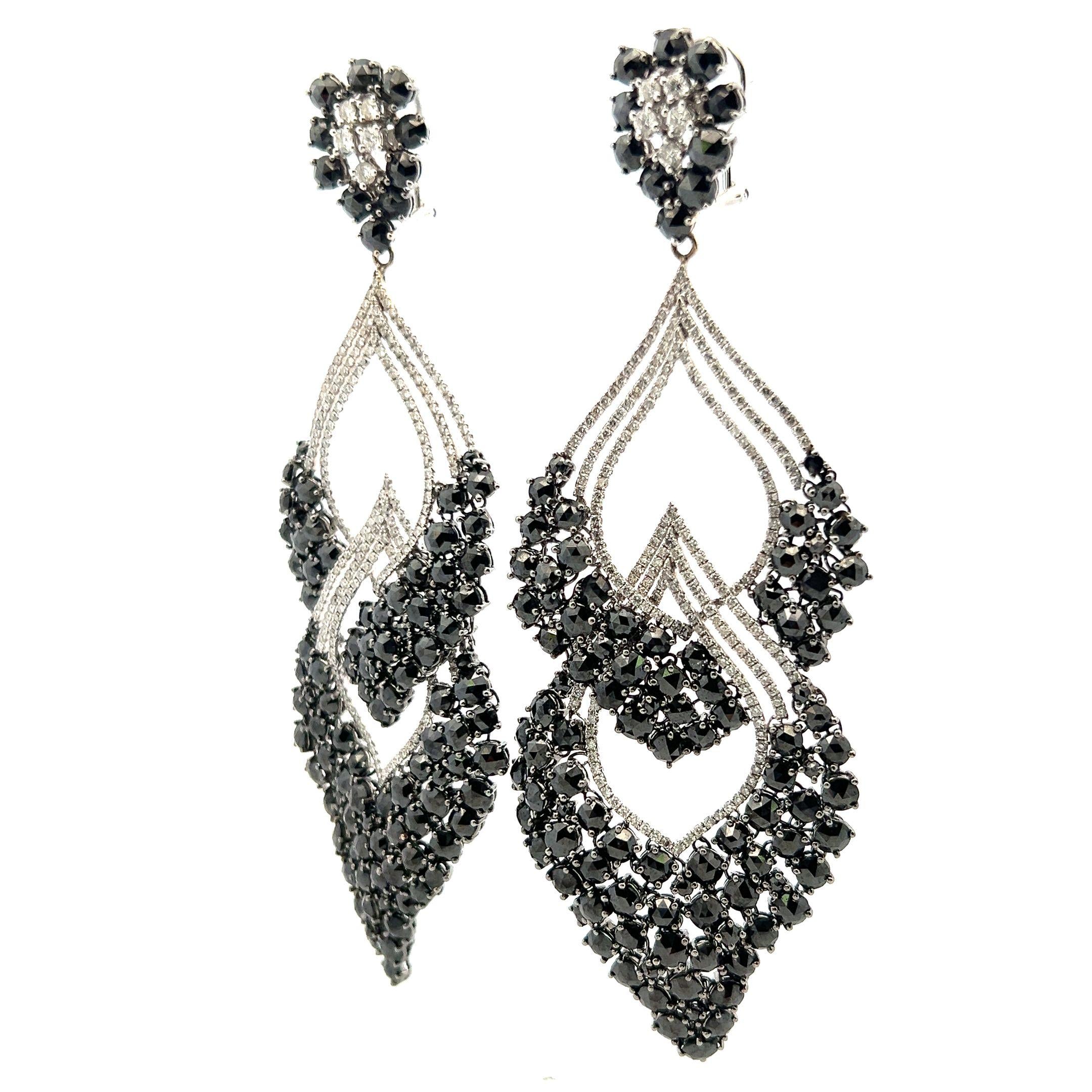 Vintage 18K White Gold Dangling Earrings with 25.91 Carat Black Diamonds