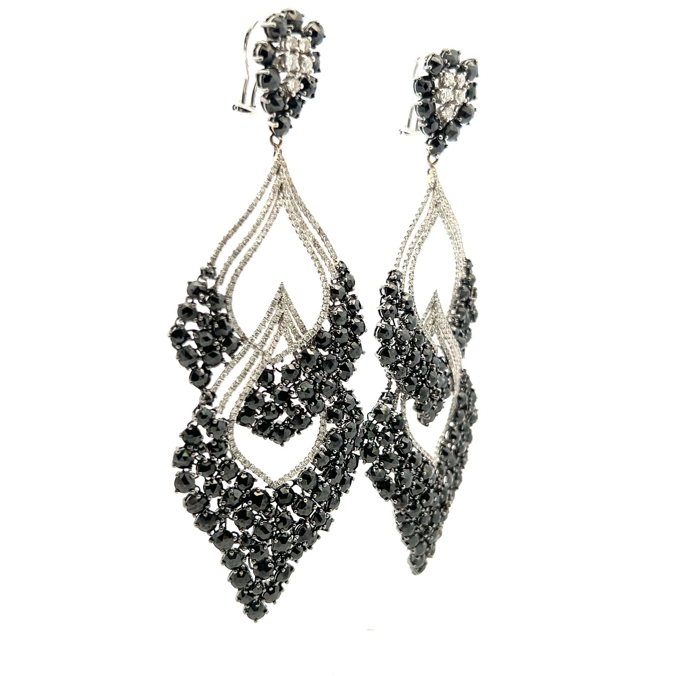 Vintage 18K White Gold Dangling Earrings with 25.91 Carat Black Diamonds