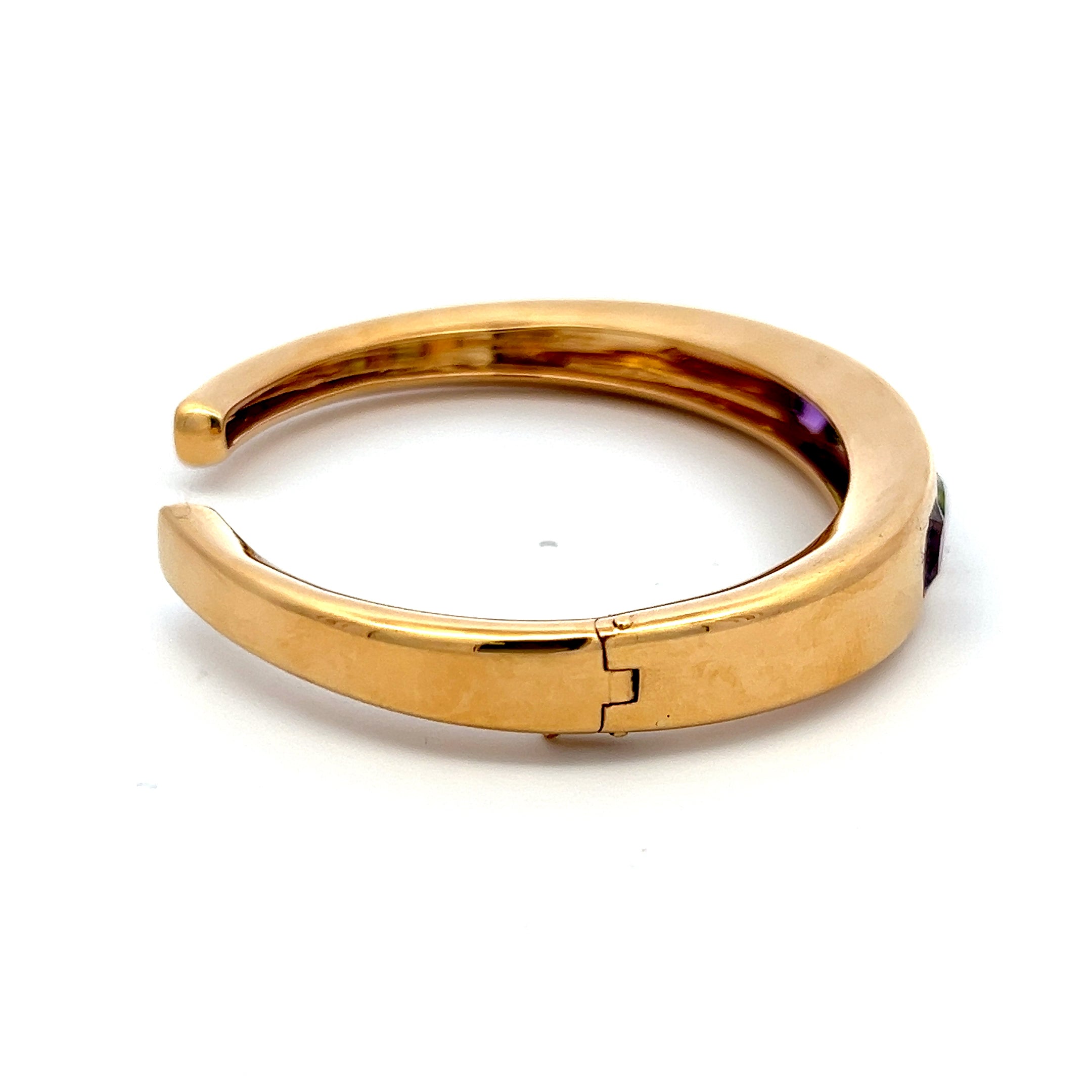 Van Cleef & Arpels 1.50 Carat Amethysts 18 Karat Yellow Gold Cuff Bracelet