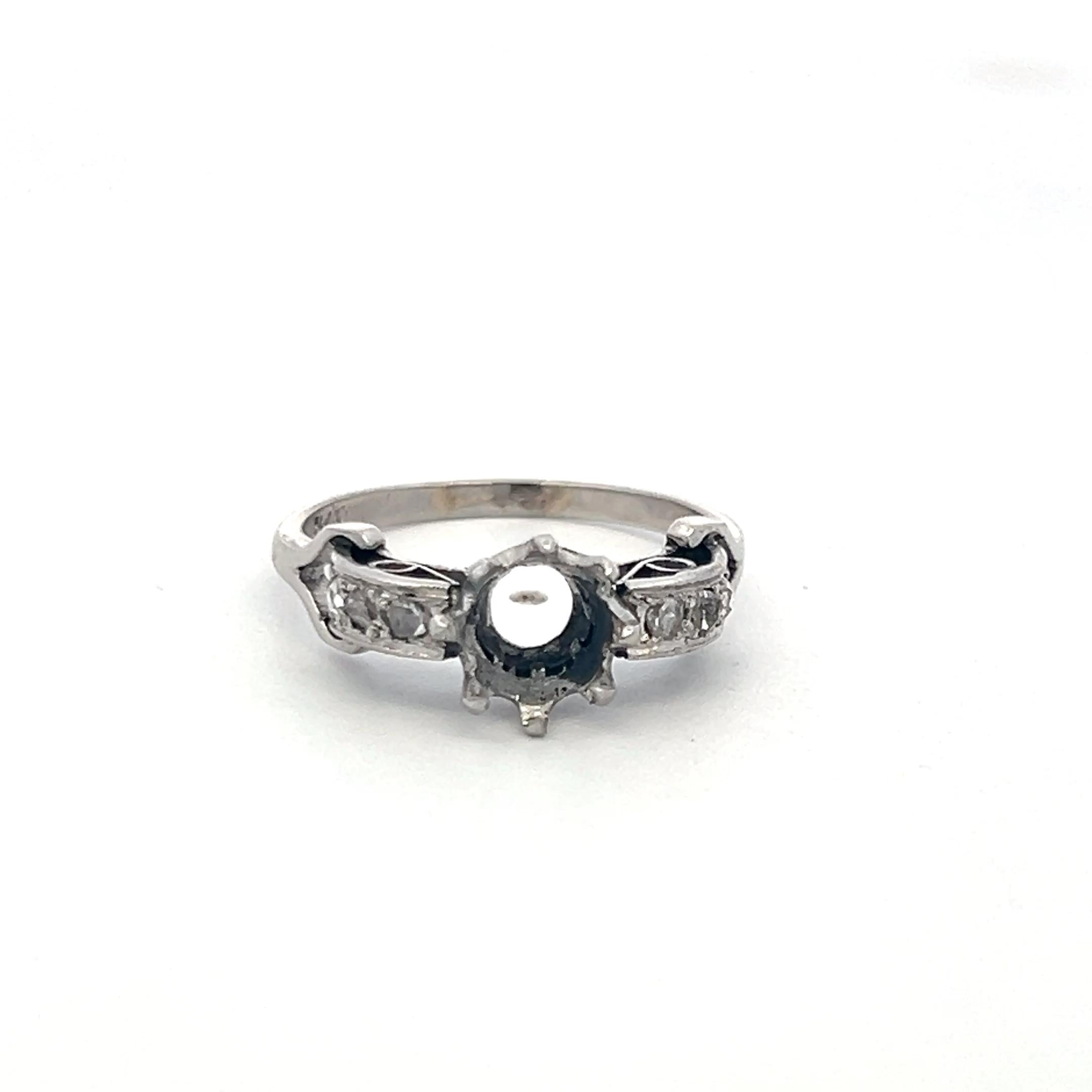 0.20 Carat Old European Cut Diamond Platinum Semi Mount Ring