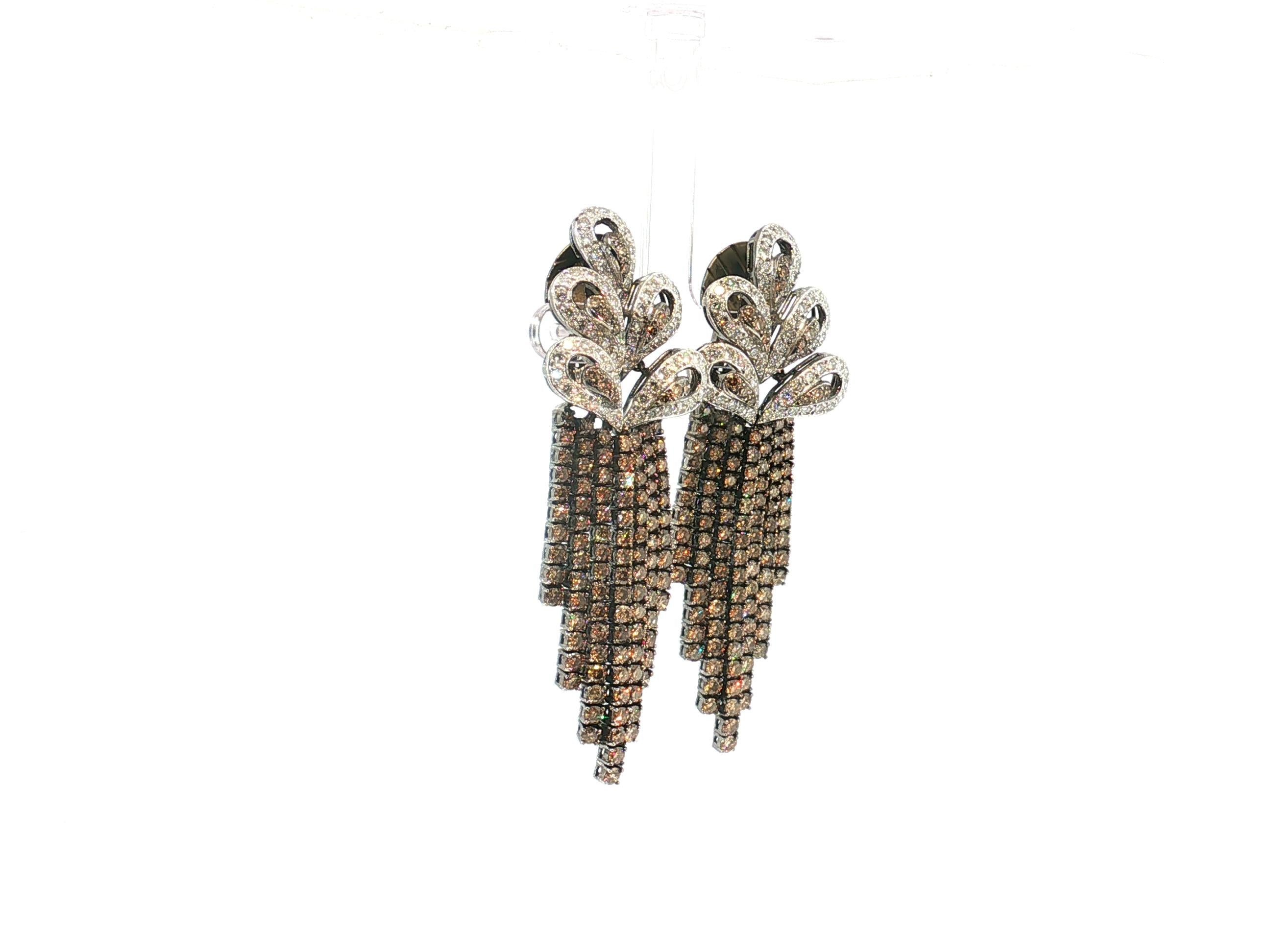 18K Two Tone Gold Chandelier Earrings with 25.3 Carat Round Diamonds