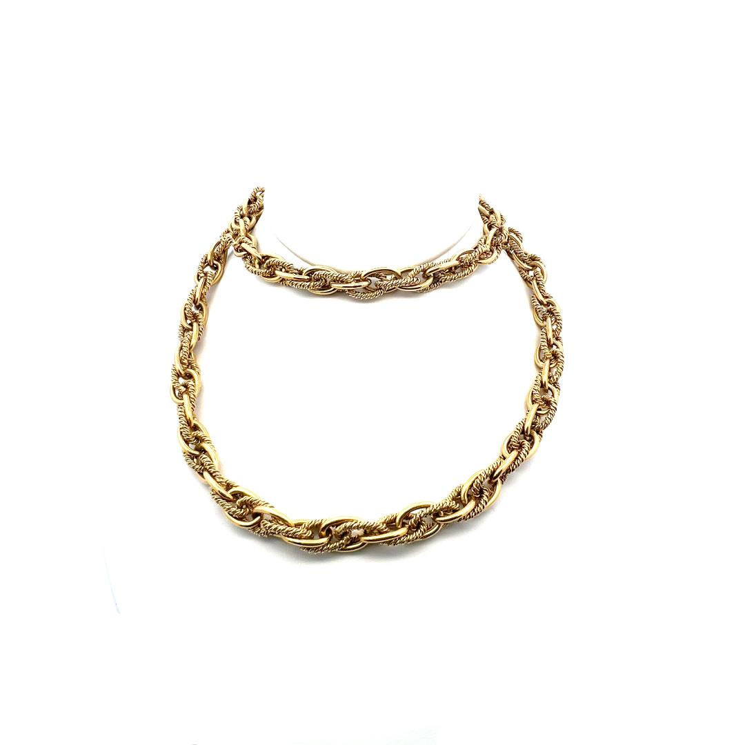 Vintage 18 Karat Yellow Gold Oval Chain Rope-Textured Necklace 190 Grams