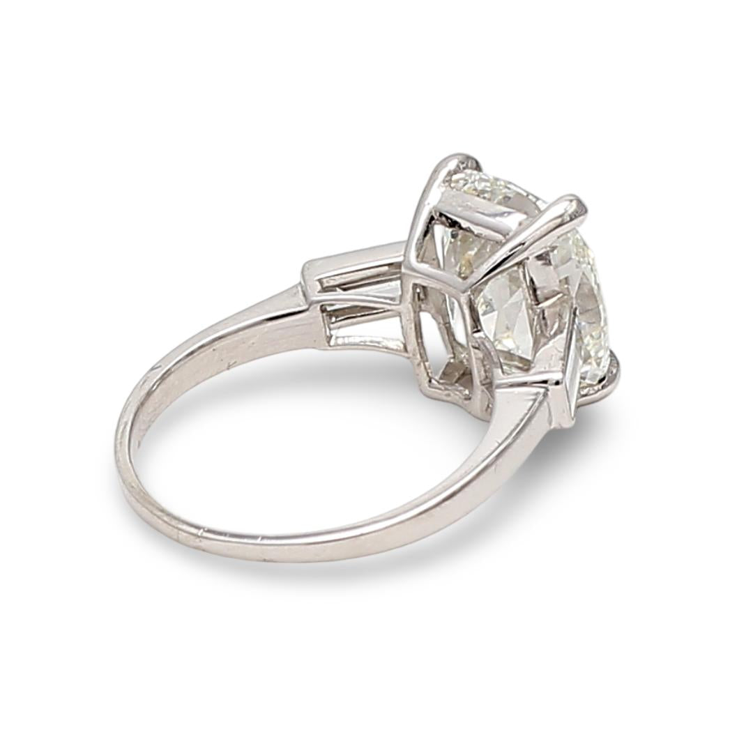 5.08 Carat Cushion Modified Brilliant Cut H VS1 Diamond Platinum Engagement Ring