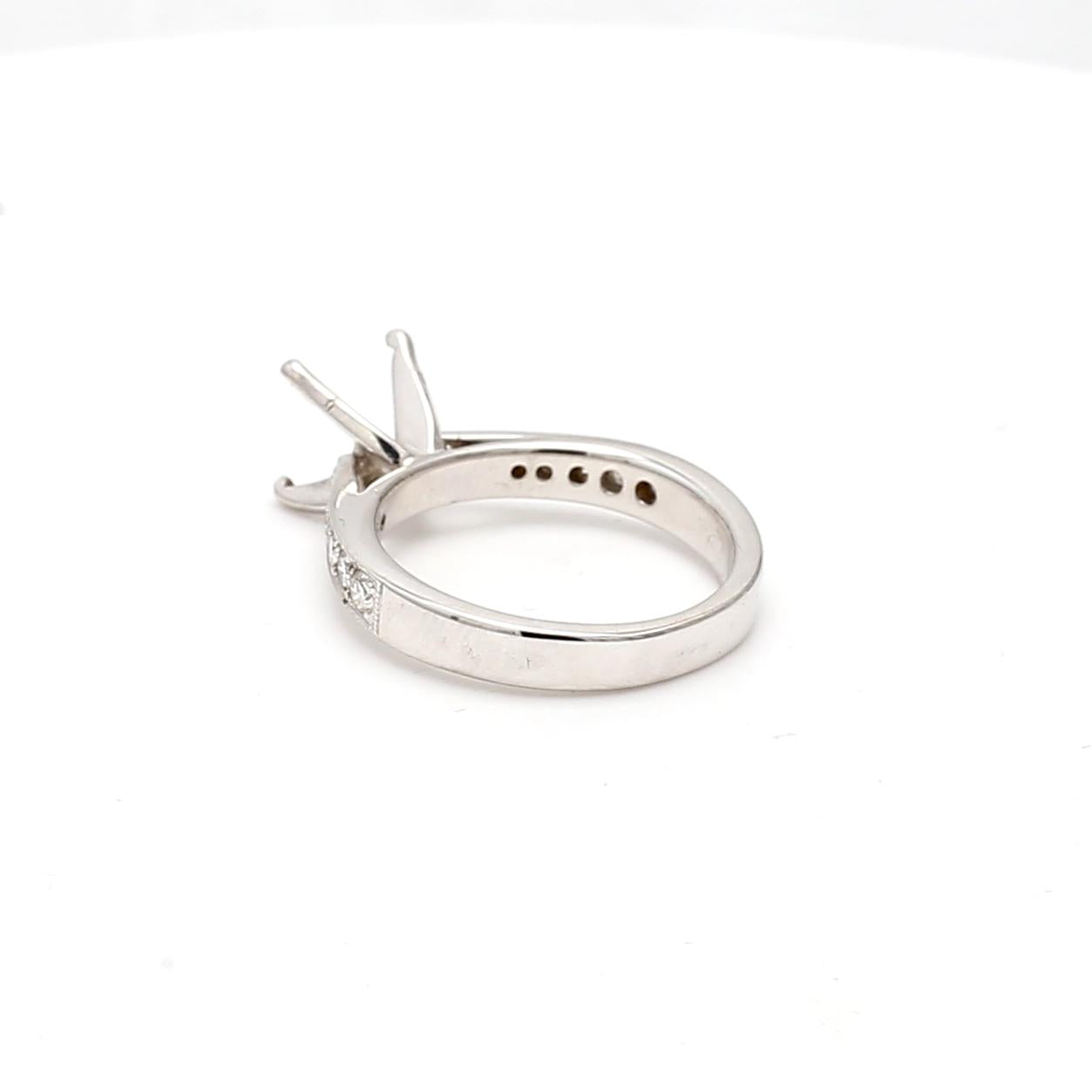 Vintage Platinum Semi Mount Ring with 0.1 Carat Round Diamond Fits 8.39x7.92mm