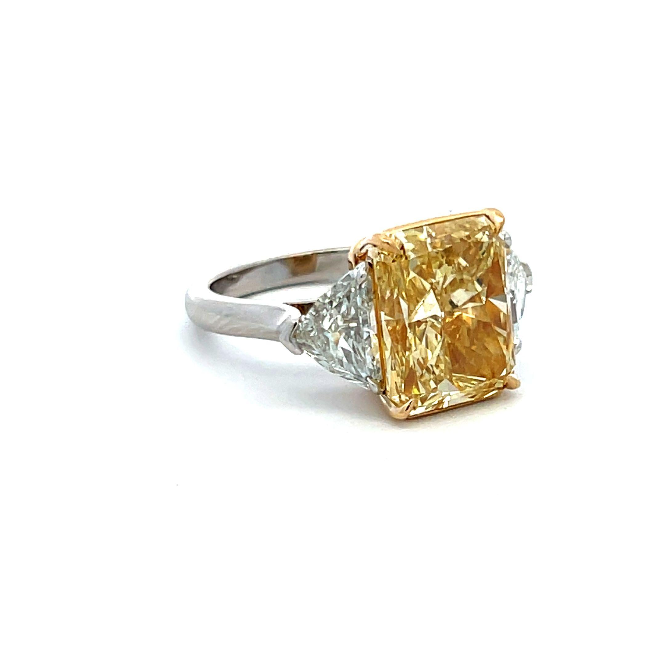 Platinum Three-Stone Ring 9.35ct Radiant & Sheild Shape Diamonds Size 6.5 GIA