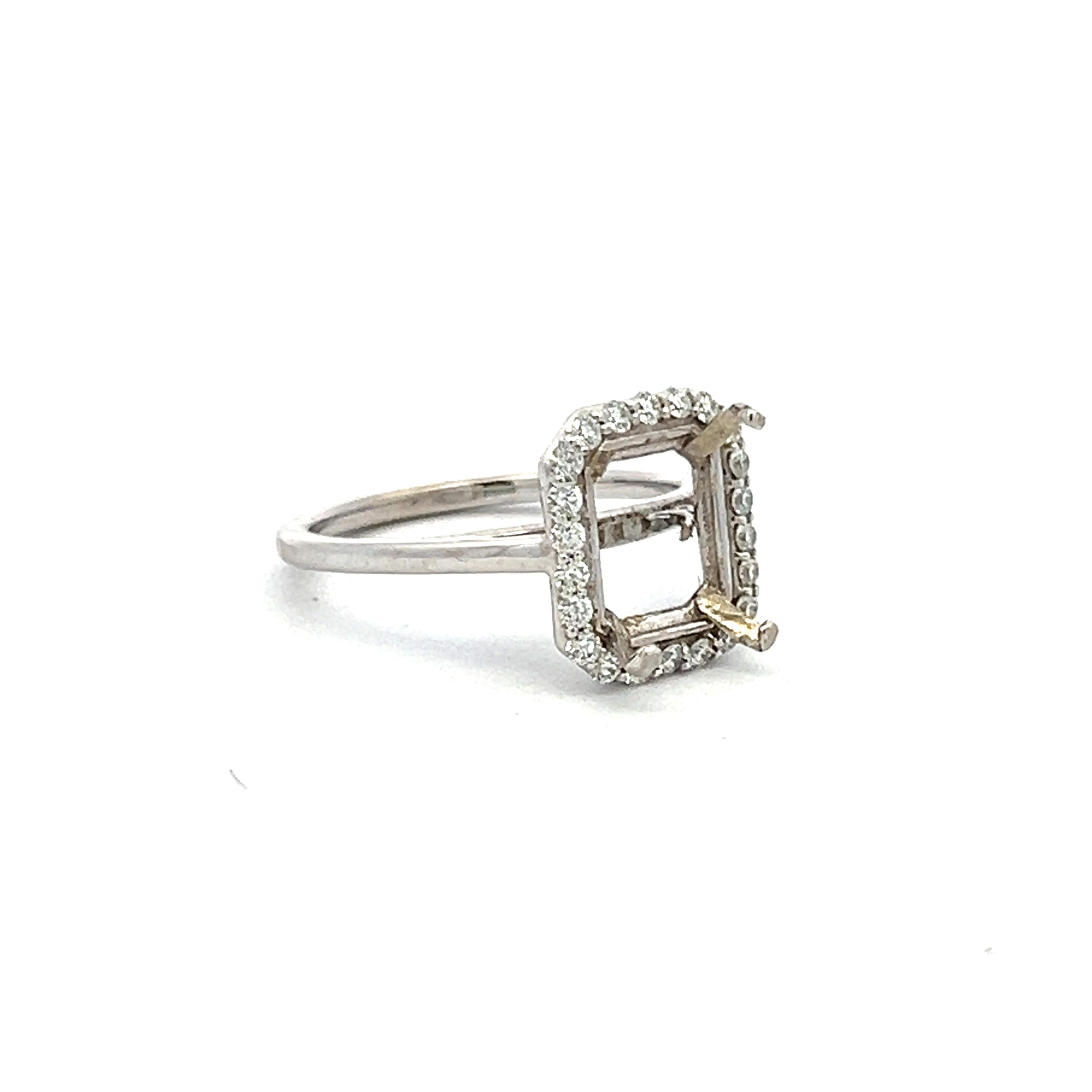Platinum Semi Mount Ring with 0.22 Carat Round G VS1 Diamonds Fits 9.56x6.26 mm