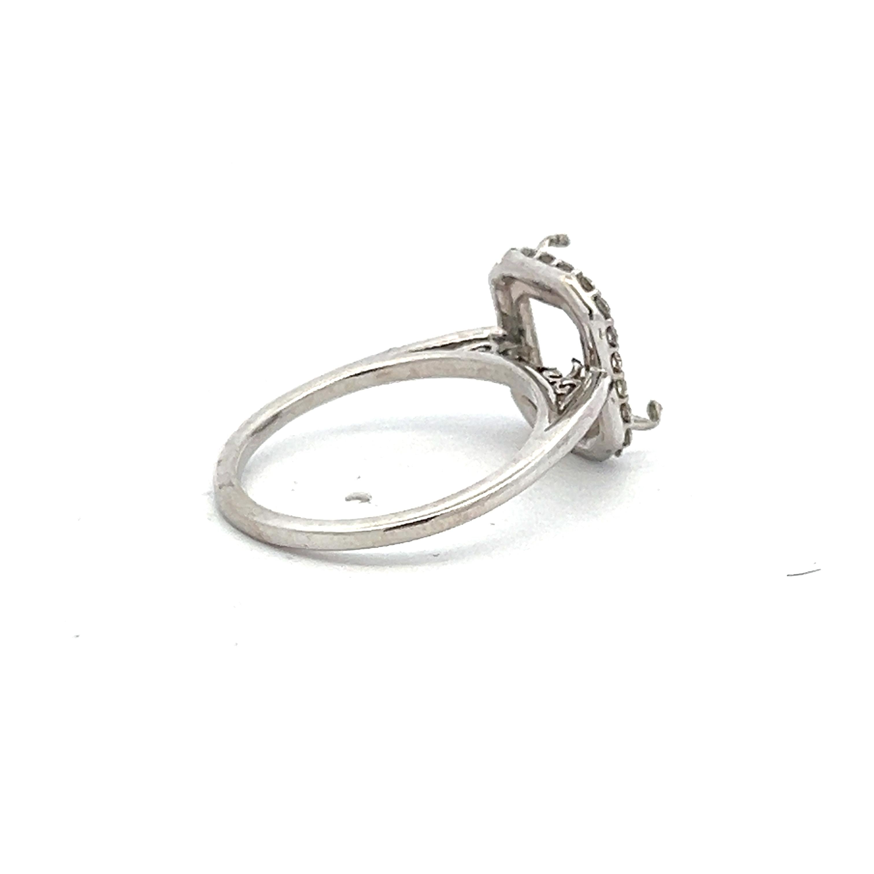 Platinum Semi Mount Ring with 0.22 Carat Round G VS1 Diamonds Fits 9.56x6.26 mm