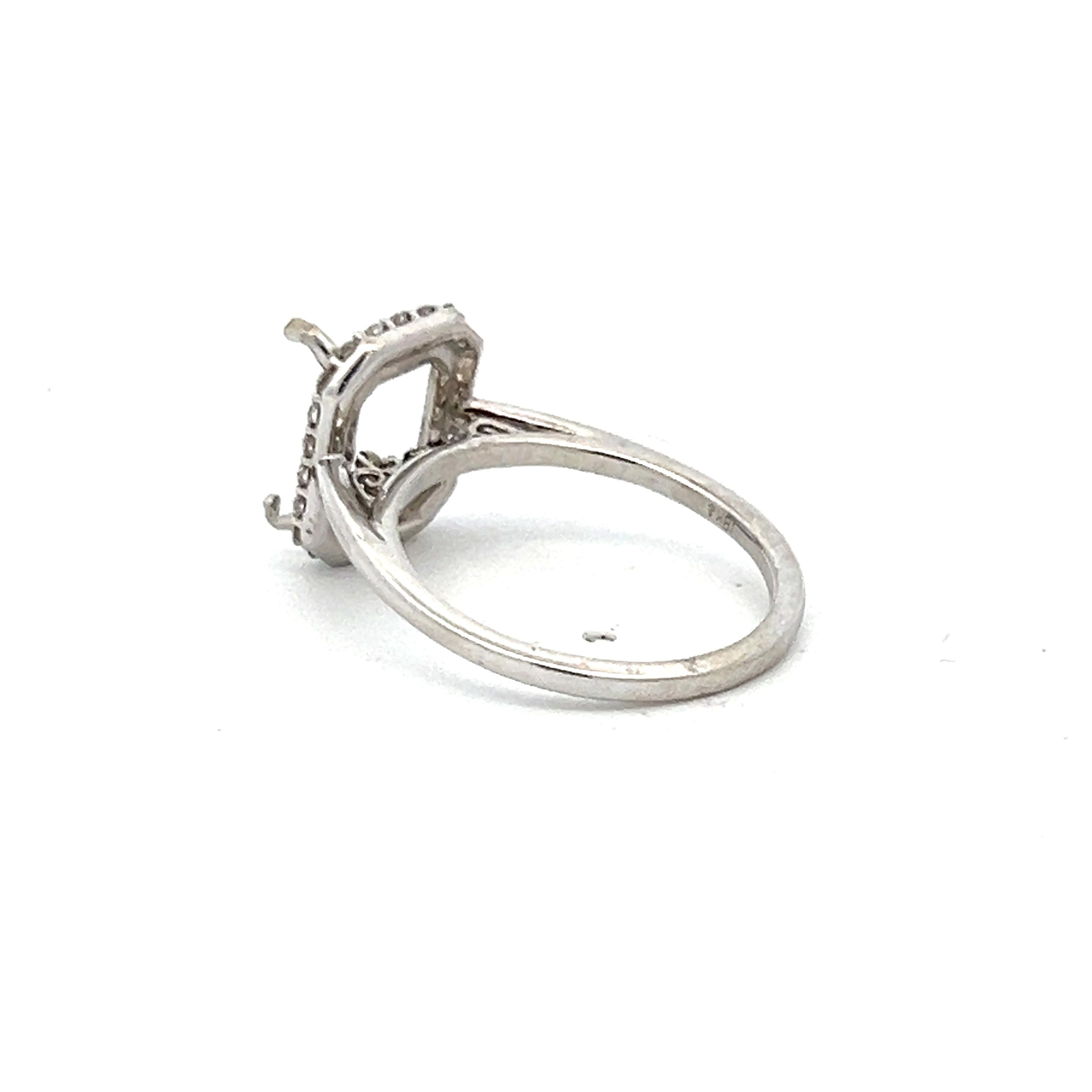 Platinum Semi Mount Ring with 0.22 Carat Round G VS1 Diamonds Fits 9.56x6.26 mm