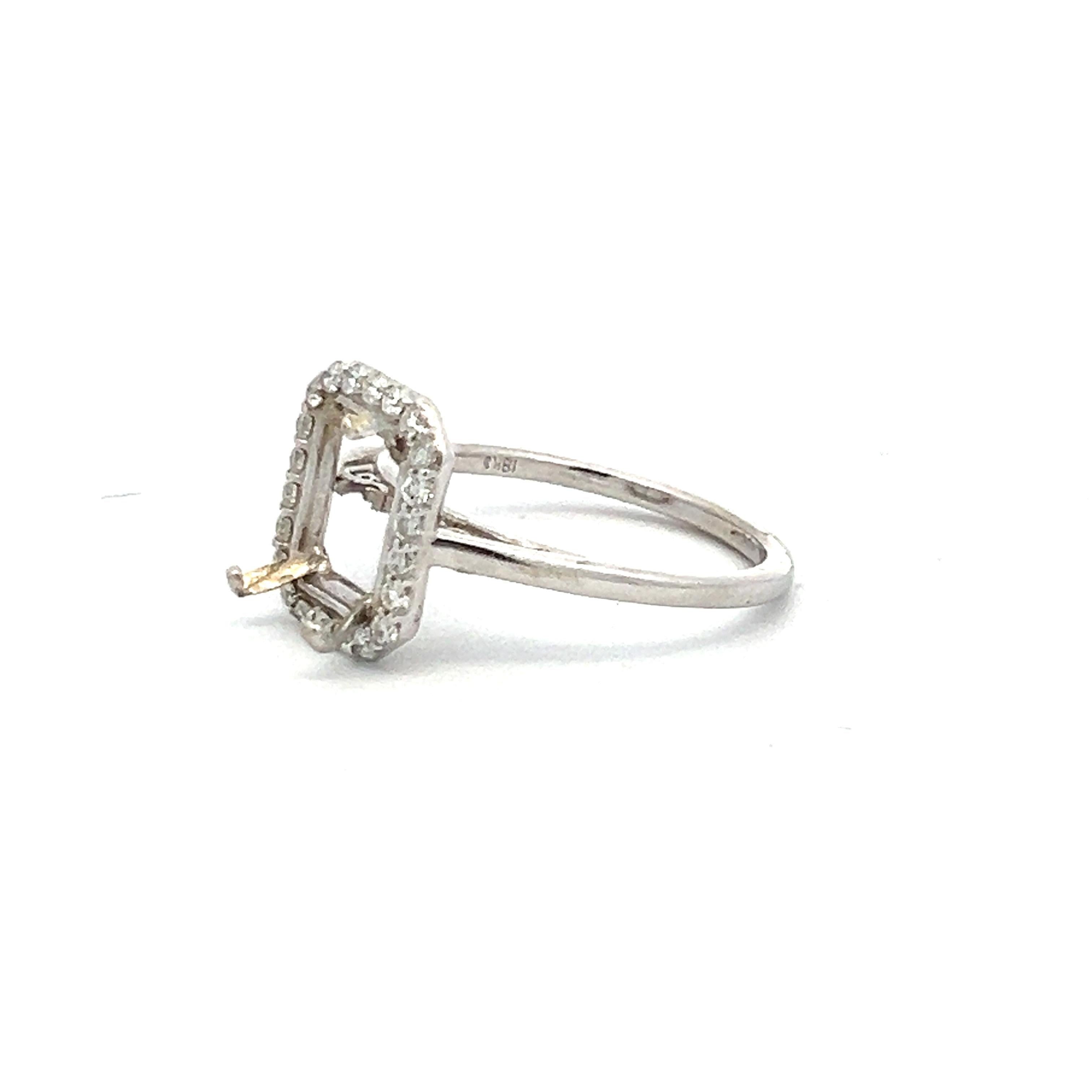 Platinum Semi Mount Ring with 0.22 Carat Round G VS1 Diamonds Fits 9.56x6.26 mm