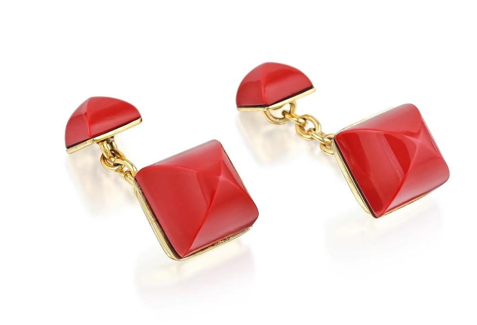 David Webb 12.3-12.4 MM Coral 18 Karat Yellow Gold Cufflinks