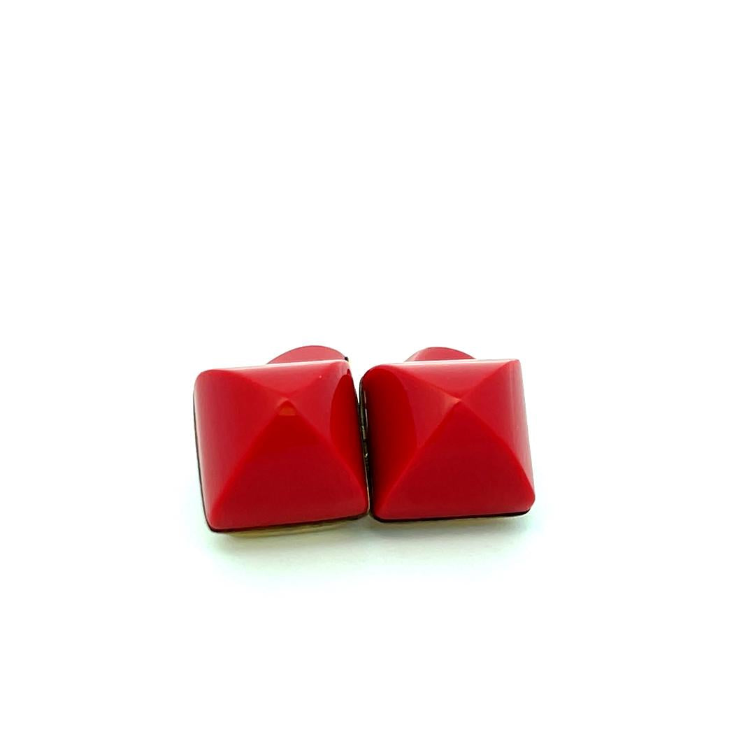 David Webb 12.3-12.4 MM Coral 18 Karat Yellow Gold Cufflinks