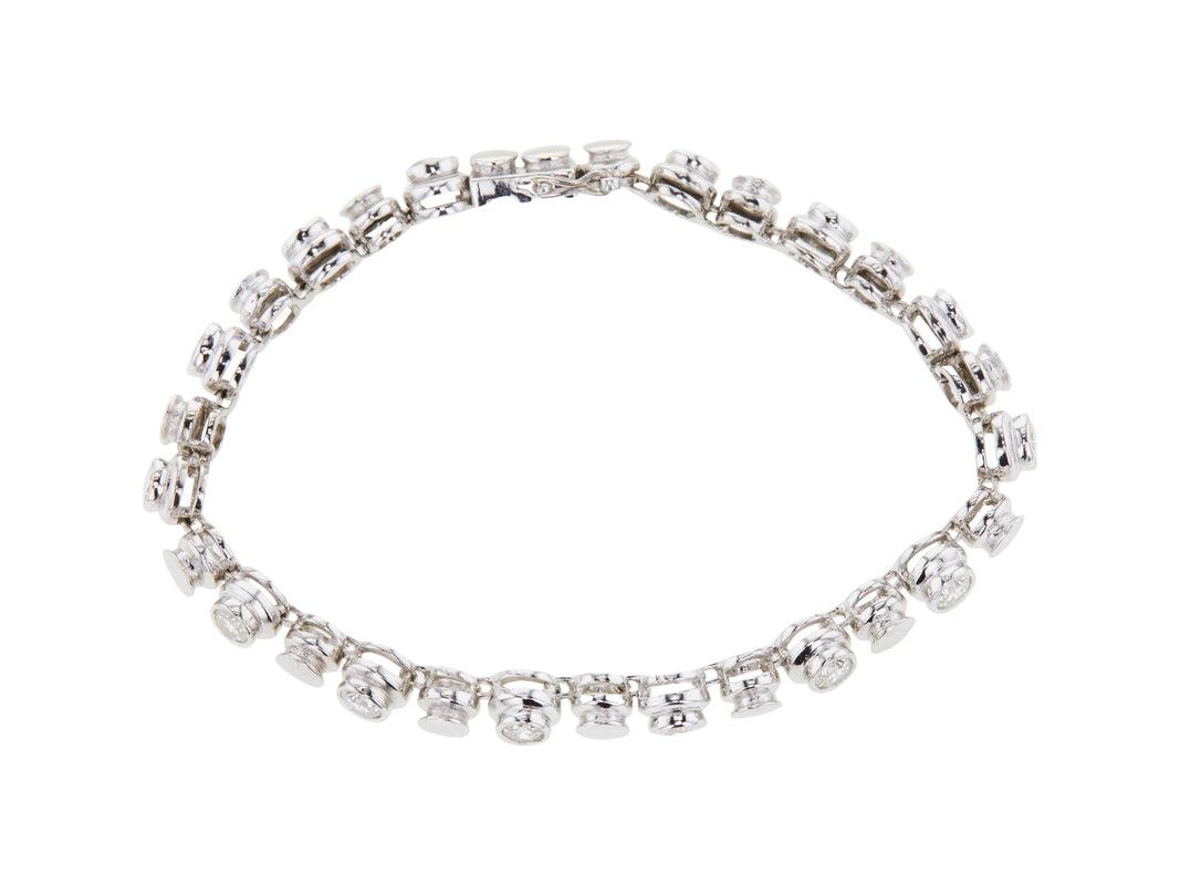 3.50 Carat Round Brilliant I-SI1 Diamond 18 Karat White Gold Bracelet