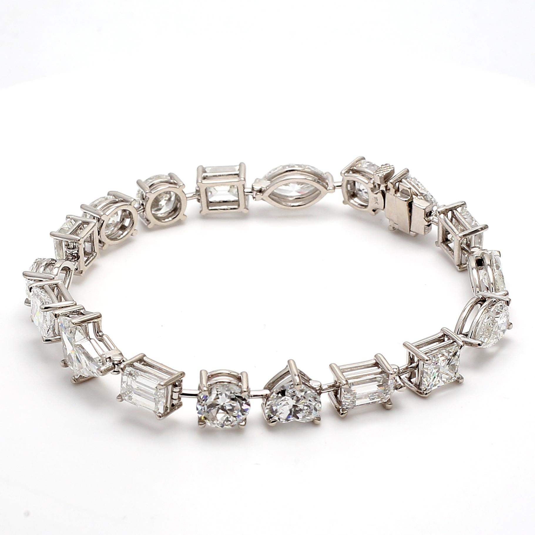 16.86 Carat Mixed-Cut D-G High Quality Diamond 18K White Gold Tennis Bracelet