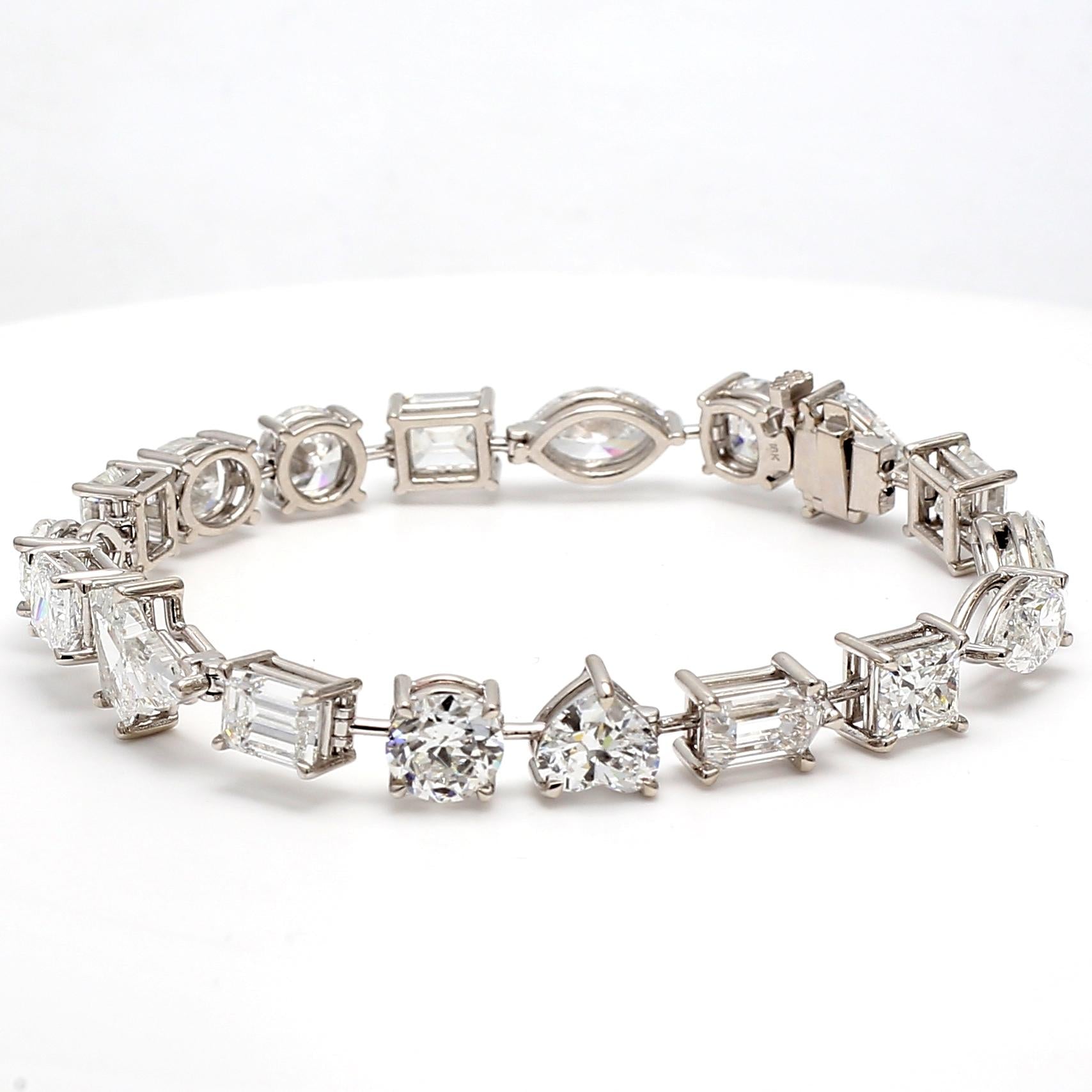 16.86 Carat Mixed-Cut D-G High Quality Diamond 18K White Gold Tennis Bracelet
