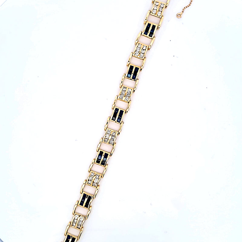 4.18 Carat Princess Cut Sapphire 2.00 Carat Round Diamond 14 Karat Yellow Gold Link Bracelet