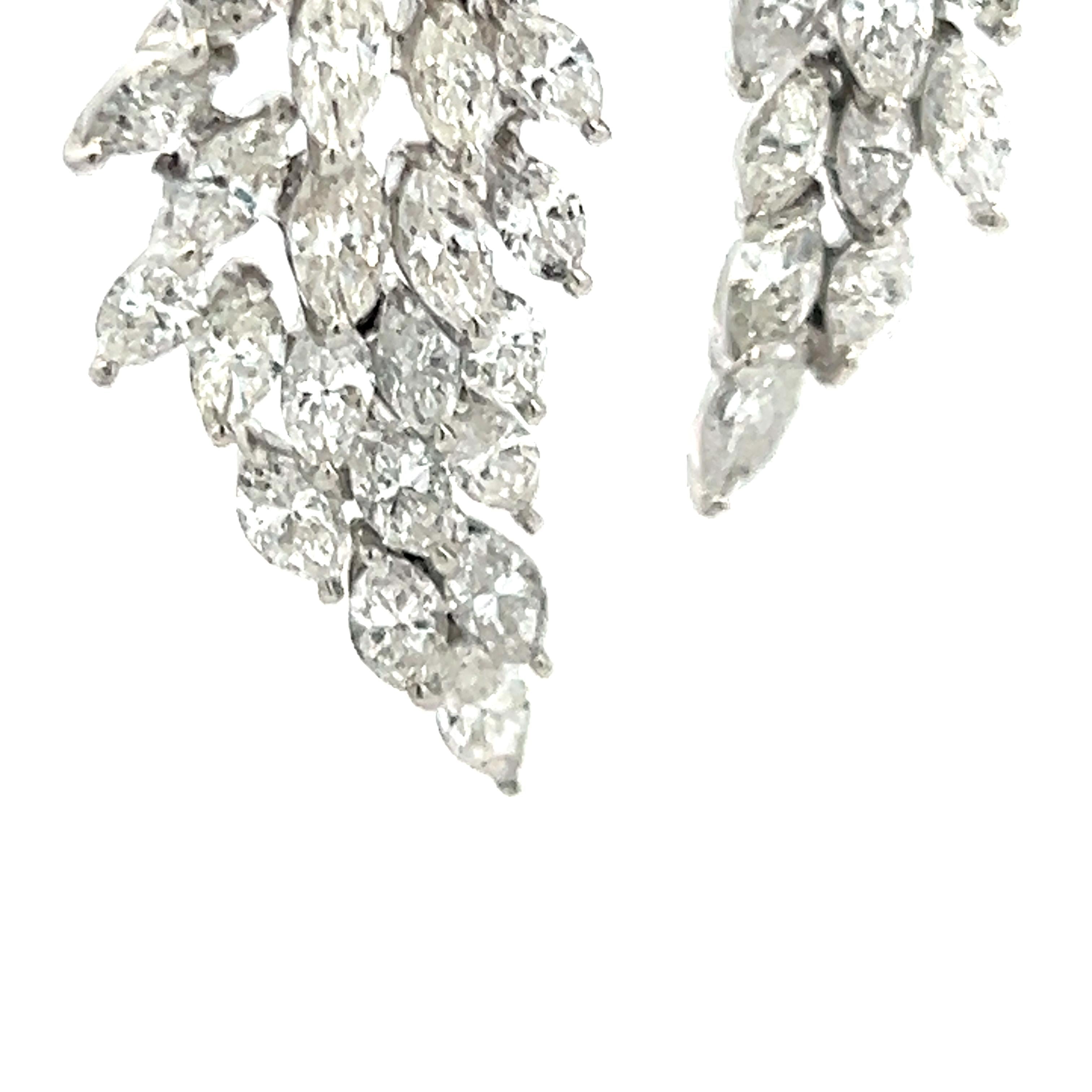 Vintage Platinum Pin Brooch with 16 Carat Mixed Cut G VS2 Diamonds