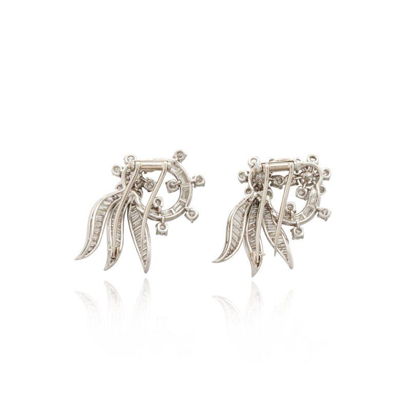 Oscar Heyman Vintage Platinum Double Clip Pin Brooch with 10 Carat Diamonds