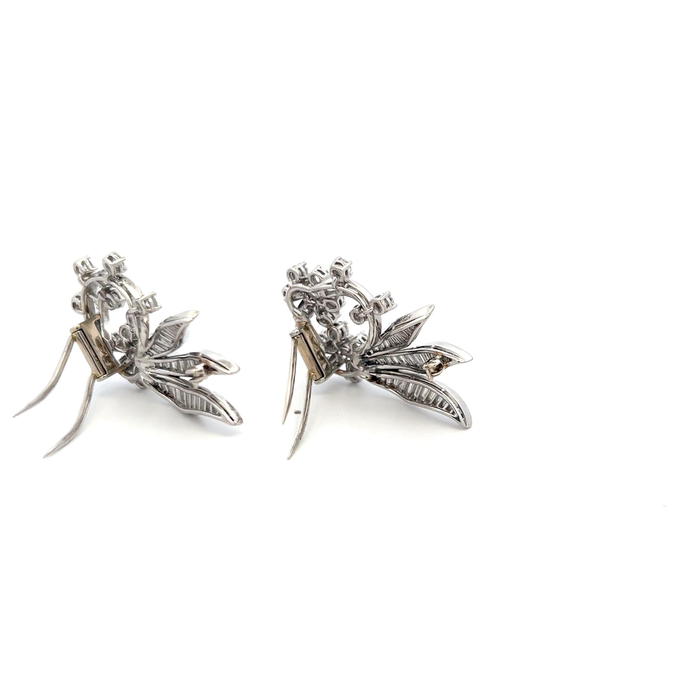 Oscar Heyman Vintage Platinum Double Clip Pin Brooch with 10 Carat Diamonds