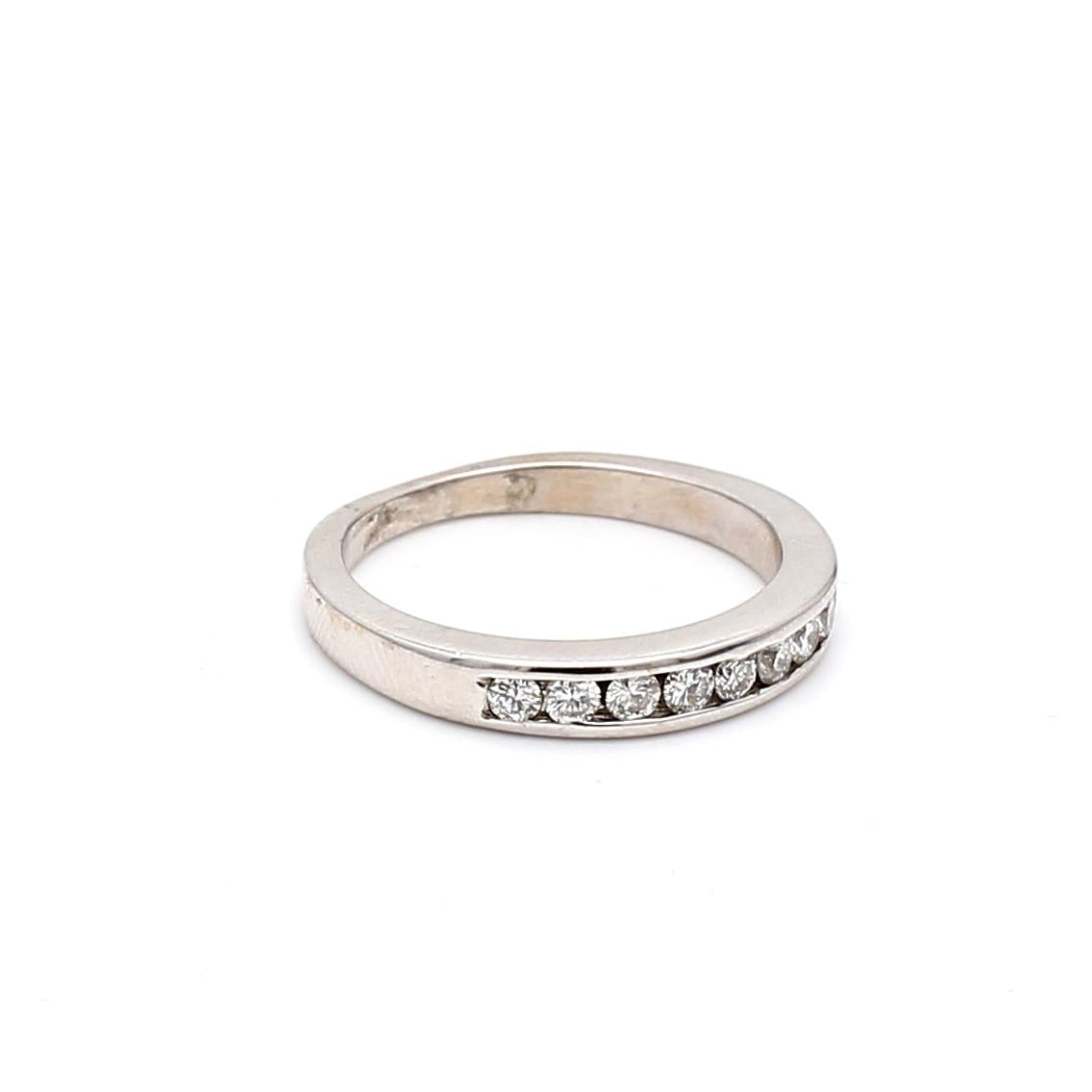 Vintage 18K White Gold Band Ring with 0.35 Carat Round F-VS2 Diamonds Size 6