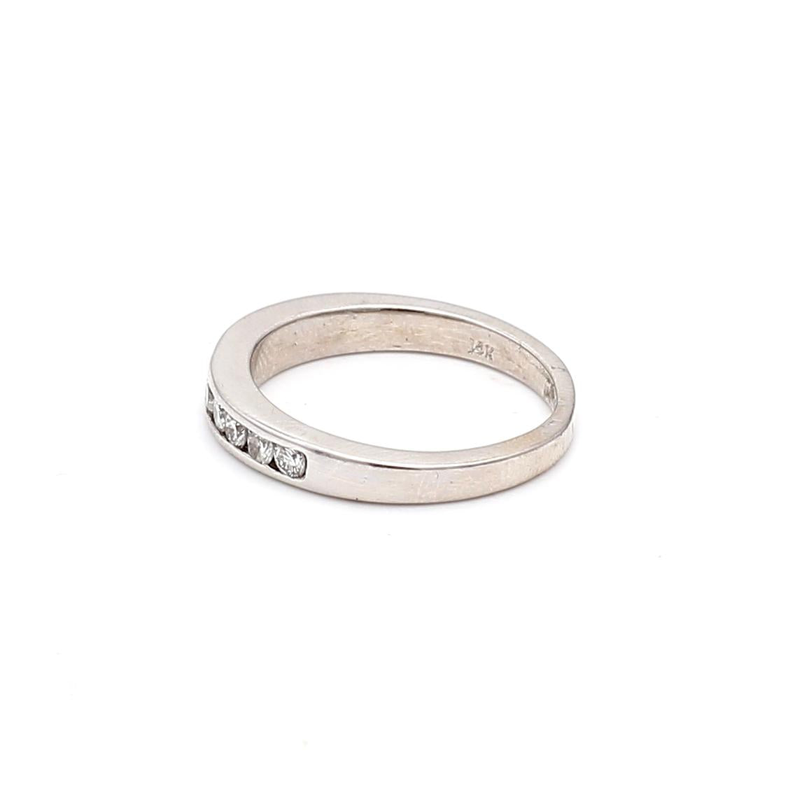 Vintage 18K White Gold Band Ring with 0.35 Carat Round F-VS2 Diamonds Size 6