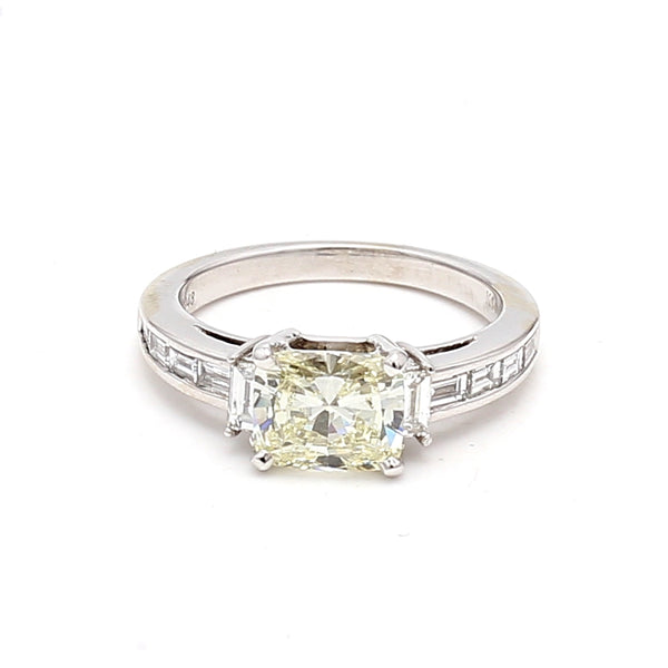 1.94 Carat Radiant Cut Fancy light yellow VS1 Diamond 14 Karat White Gold Engagement Ring