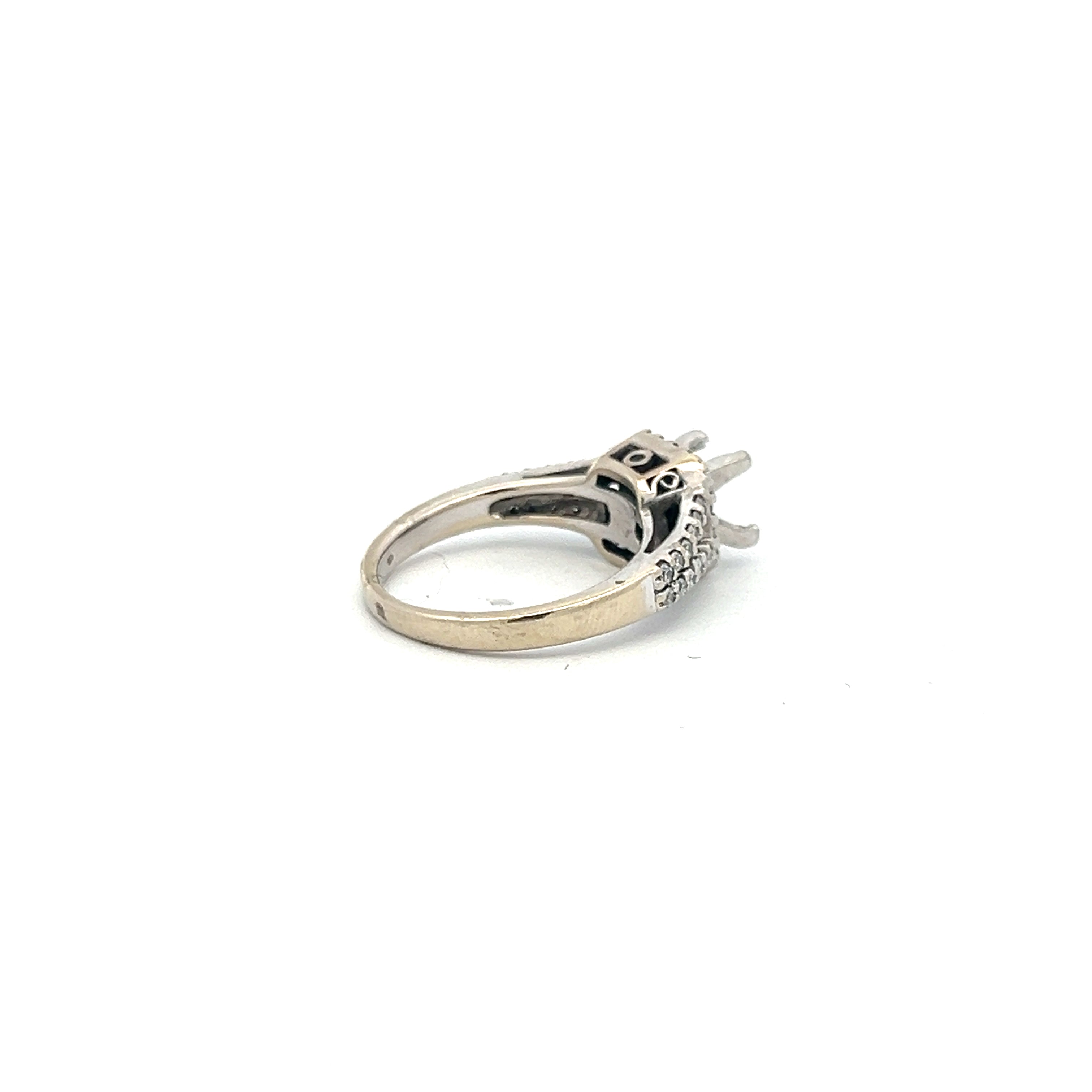 0.30 Carat Round Brilliant I SI1 Diamond 14 Karat White Gold Semi Mount Ring