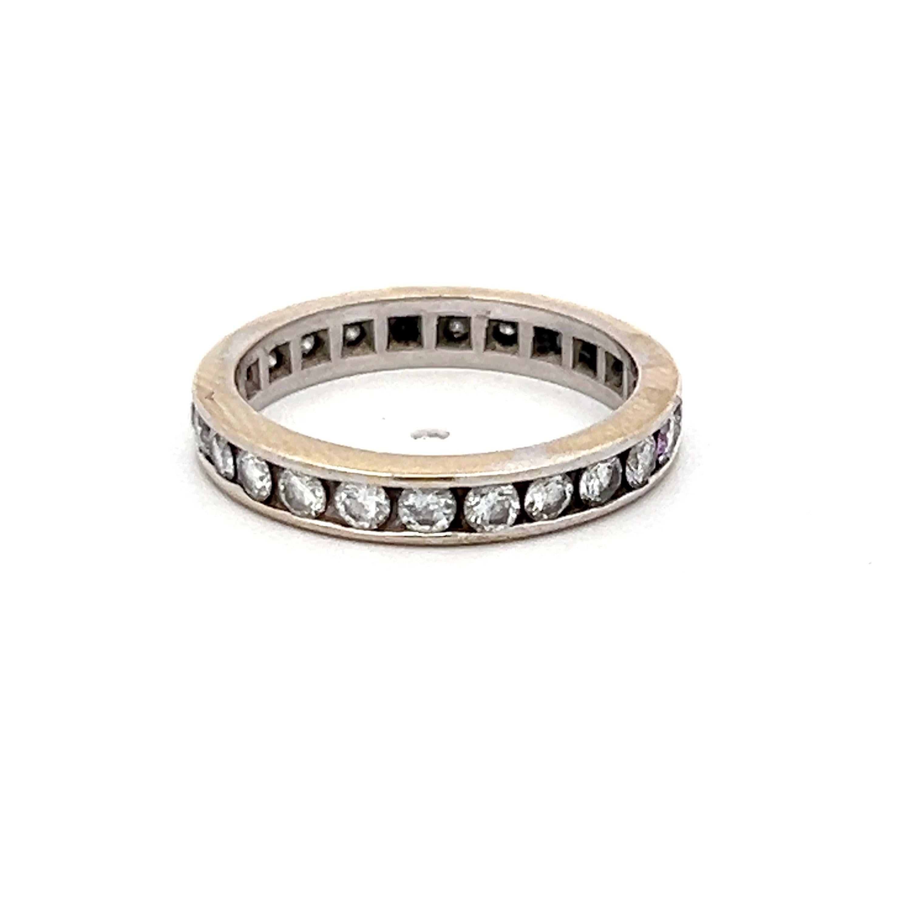 Vintage 18K White Gold Band Ring with 1.5 Carat Round G-VS1 Diamonds Size 5.75