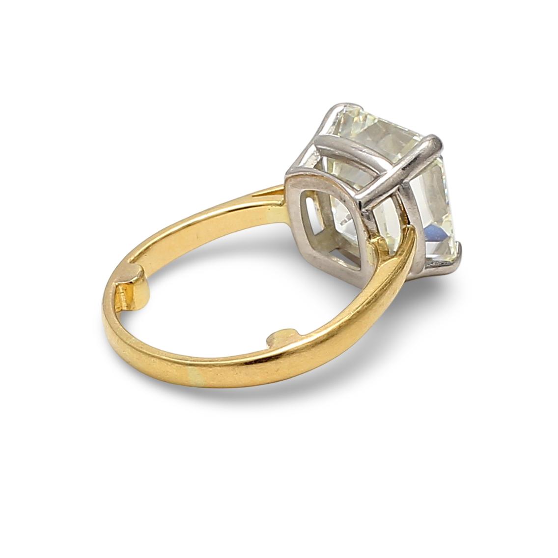 10.42 Carat Asscher Cut L VS1 Diamond 18 Karat Yellow Gold/Platinum Wedding Ring