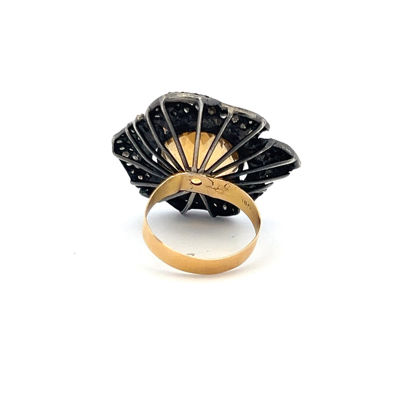 32.00 Carat Citrine 0.50 Carat Round Diamond 18K Yellow Gold/Silver Gems Stone Ring