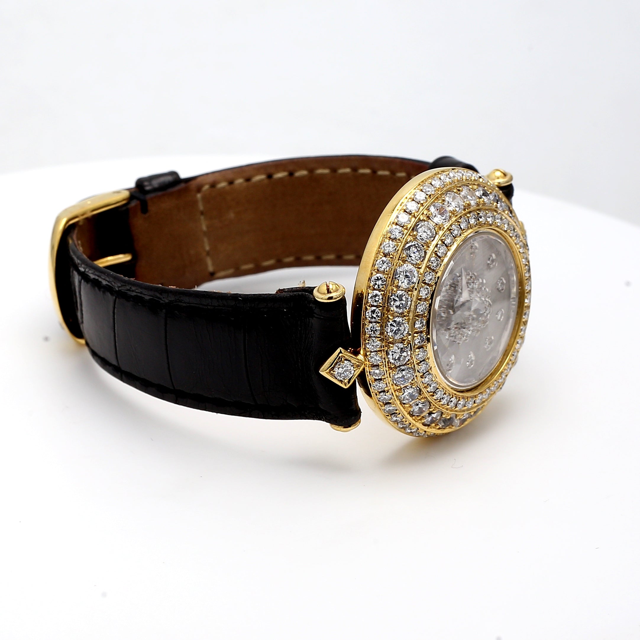 4.00 Carat Round Brilliant H VS1 Diamond 18 Karat Yellow Gold Wrist Watches