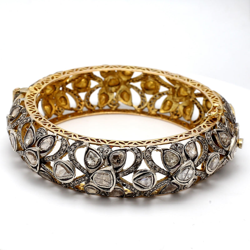 16.81 Carat Rose Cut and Round Diamond 18K Yellow Gold/Silver Bangle Bracelet