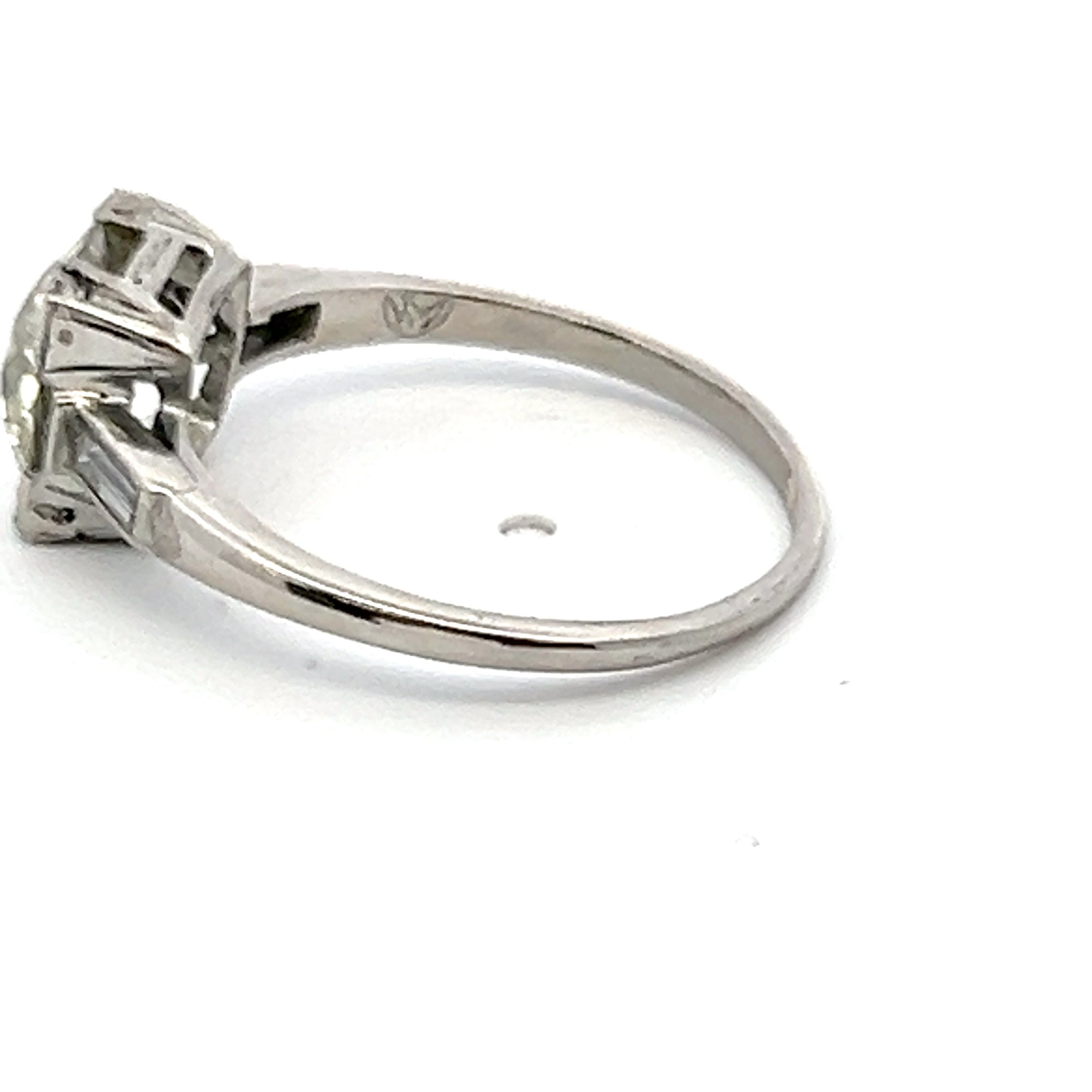 1.82 Carat Old European Cut O VS2 and Baguette Shape K VS1 Diamond Platinum Vintage Ring