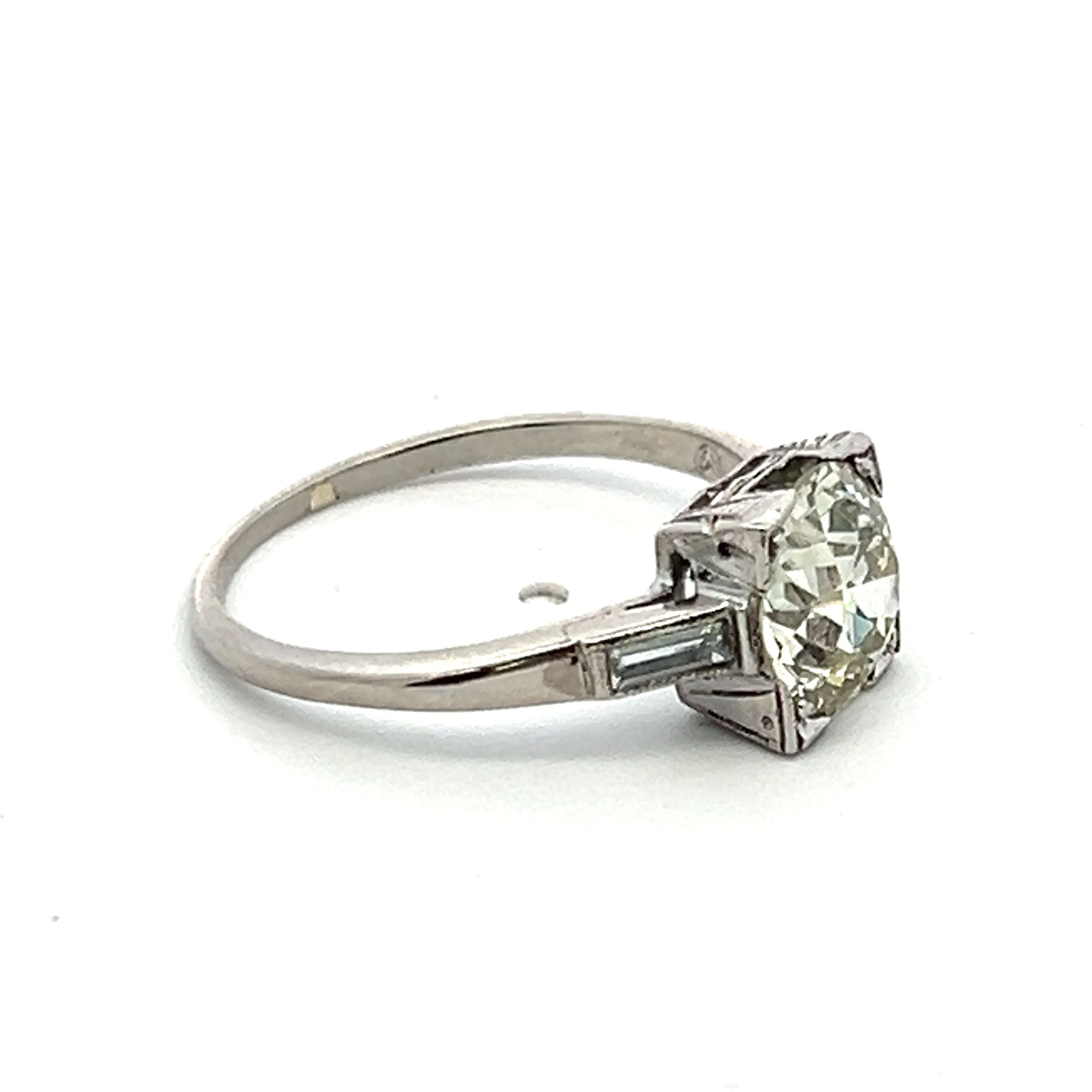 1.82 Carat Old European Cut O VS2 and Baguette Shape K VS1 Diamond Platinum Vintage Ring
