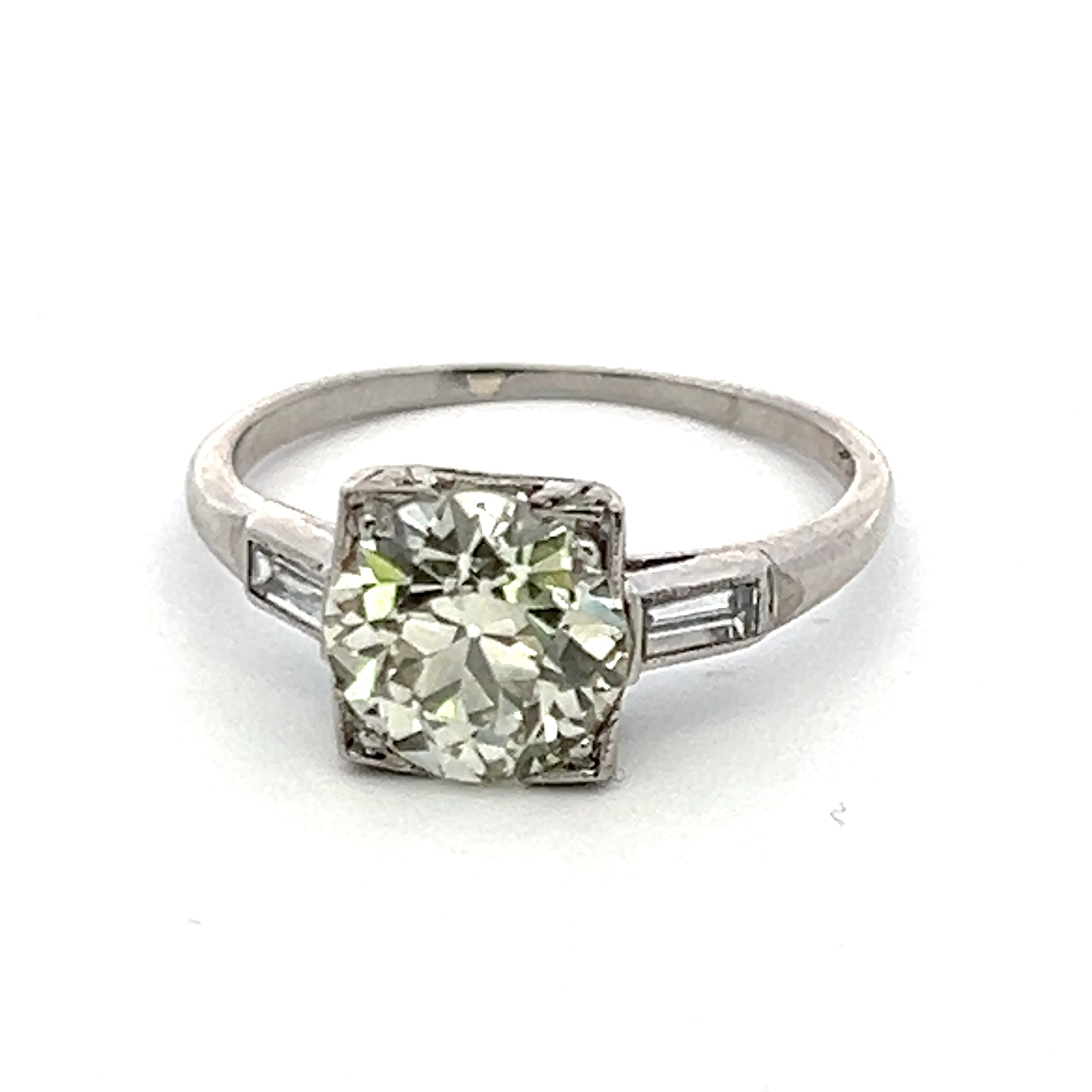1.82 Carat Old European Cut O VS2 and Baguette Shape K VS1 Diamond Platinum Vintage Ring